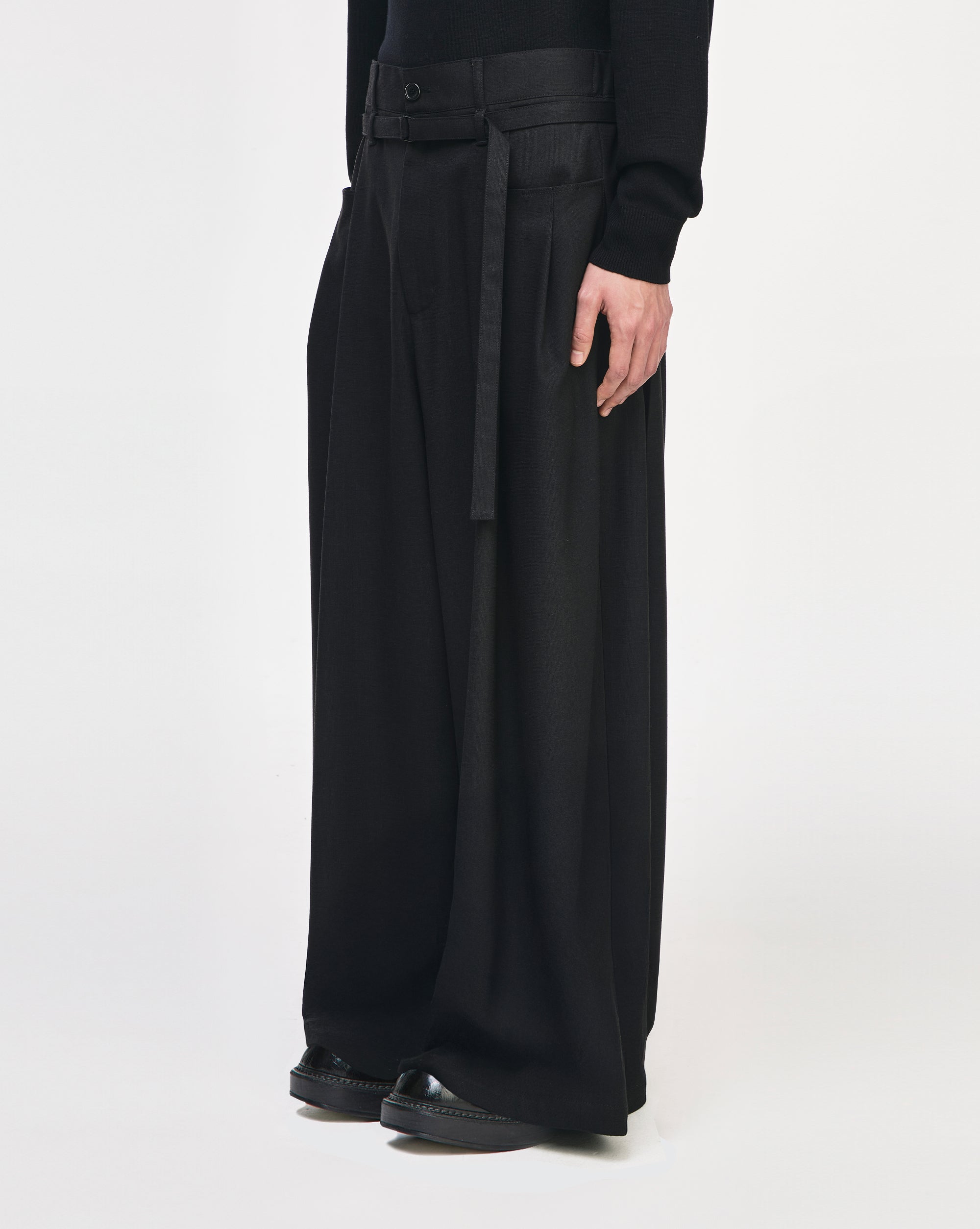 SONGZIO HOMME LEVEL VOLUME WIDE PANTS