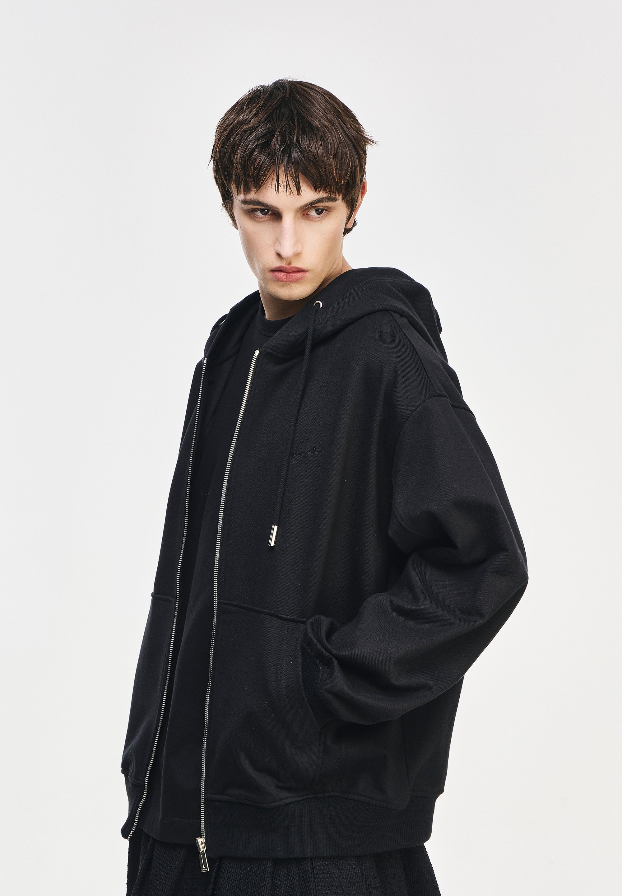 SONGZIO COLLECTION BLACK EYES HOOD ZIP UP