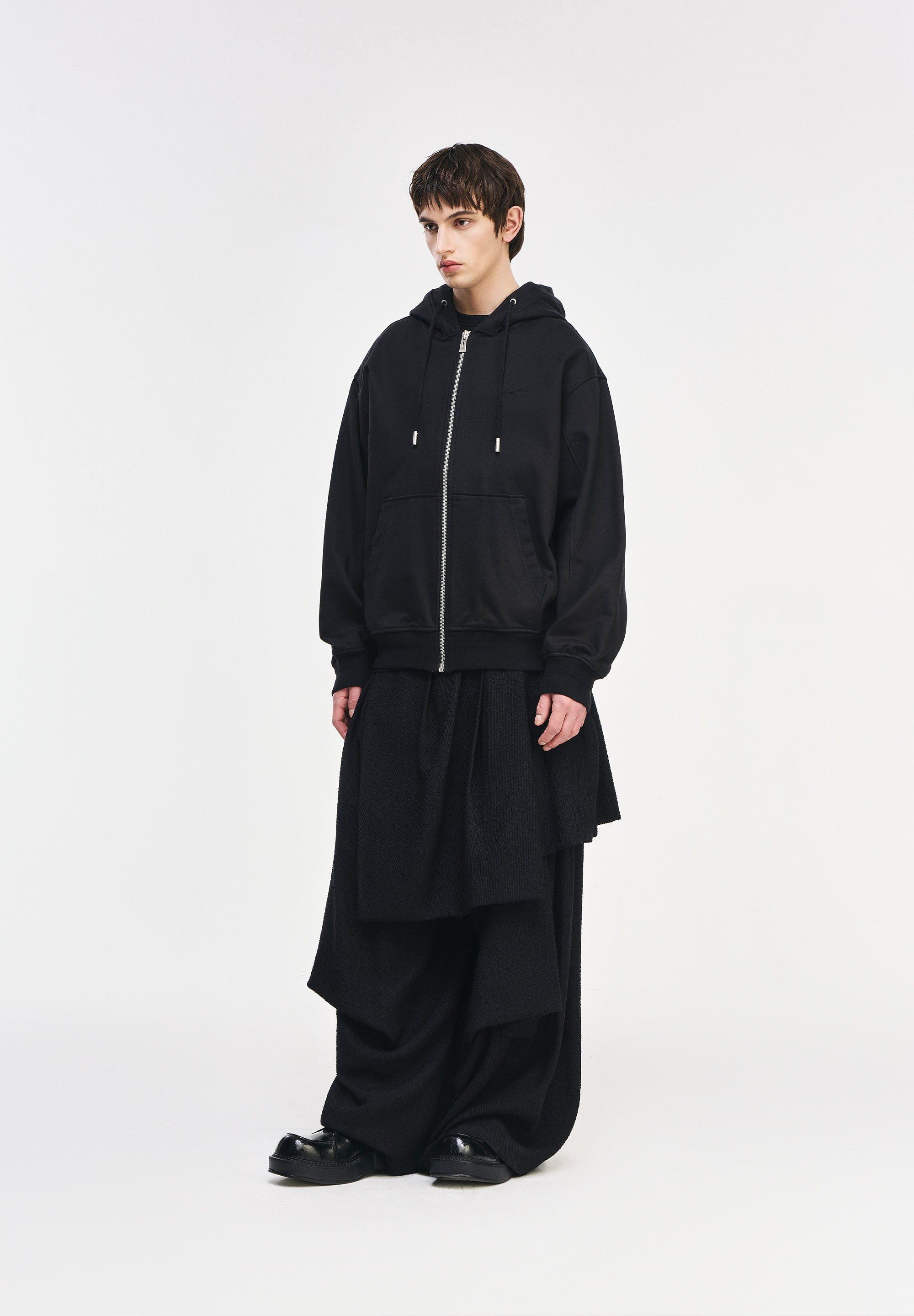 SONGZIO COLLECTION BLACK EYES HOOD ZIP UP