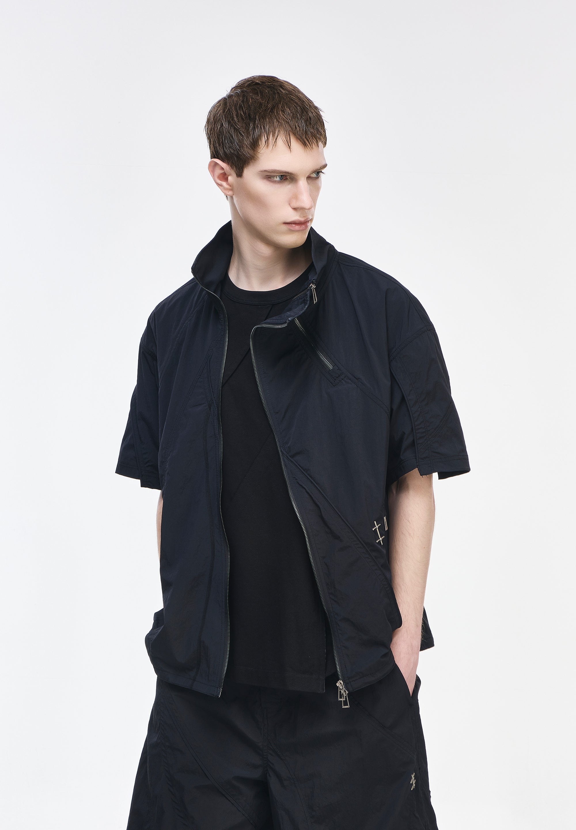 ASCENT HIGH-NECK HALF JUMPER