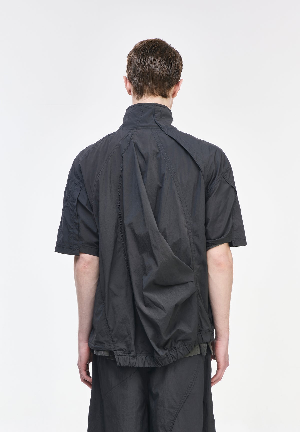 ASCENT HIGH-NECK HALF JUMPER