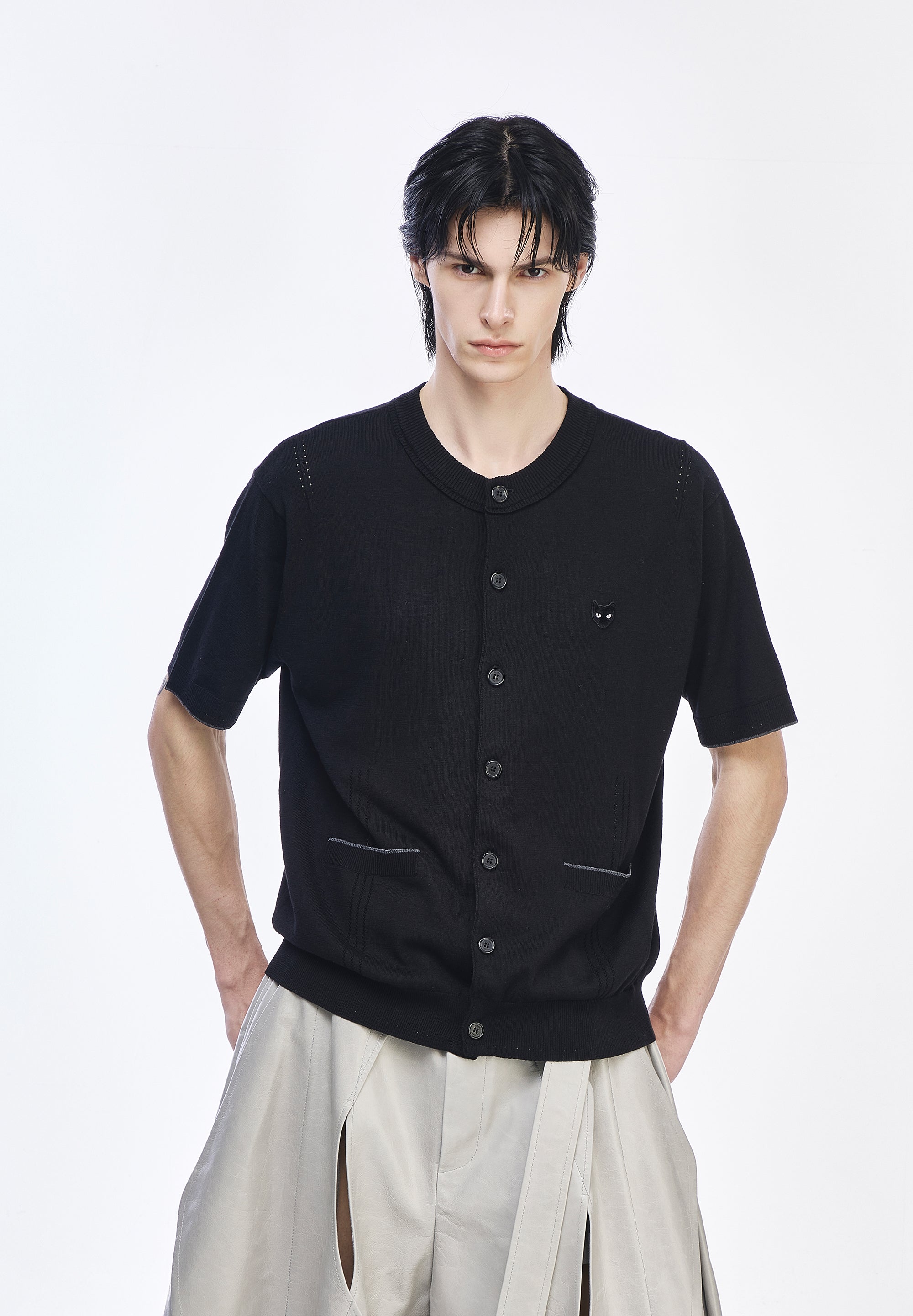 PANTHER ROUND NECK HALF CARDIGAN