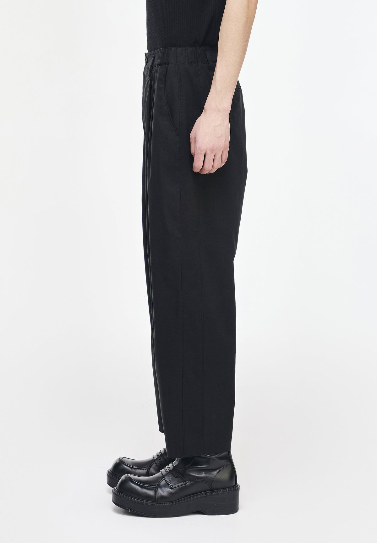 LINEN VOLUME CARROT PANTS