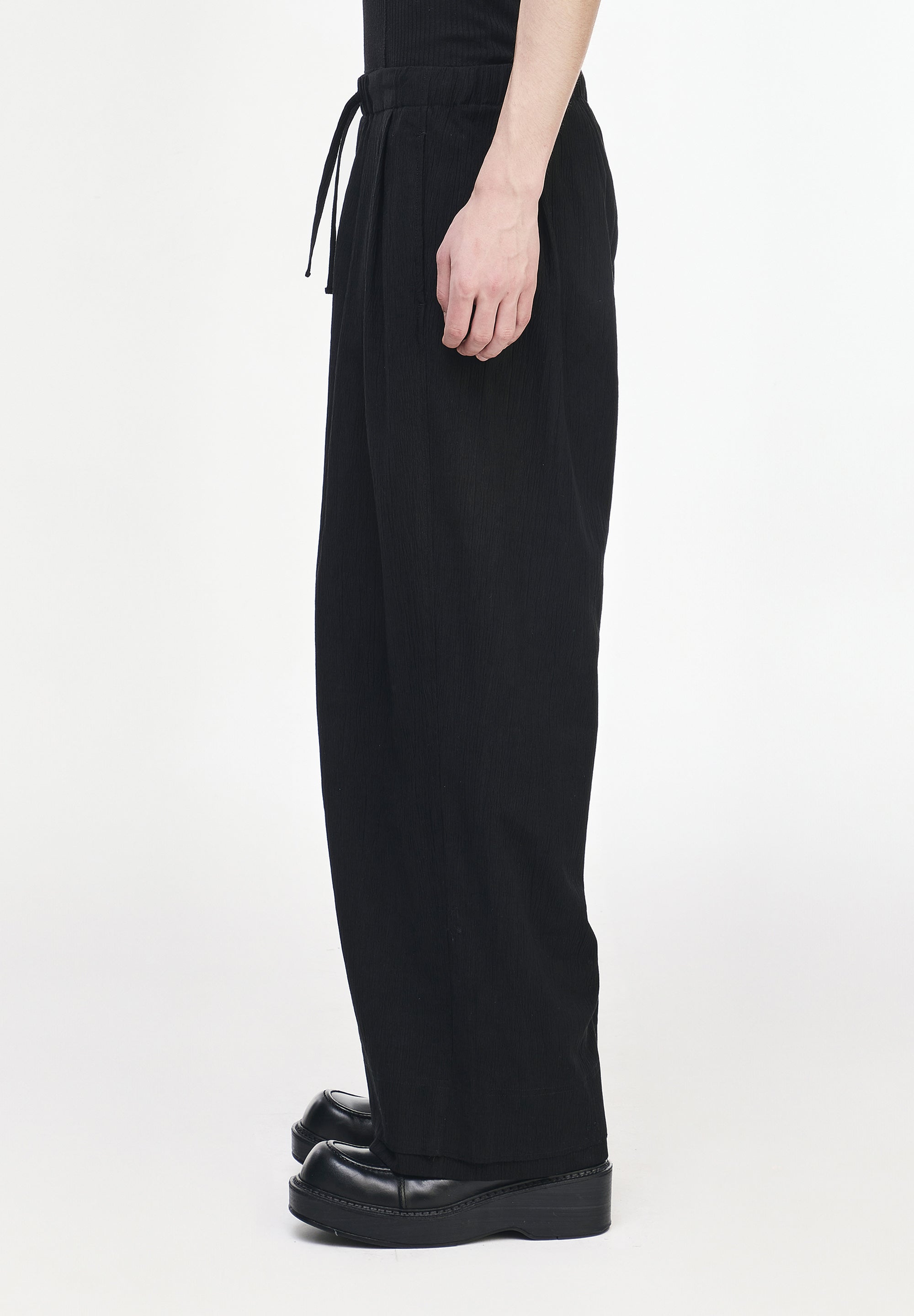 PLEATS STRING WIDE PANTS