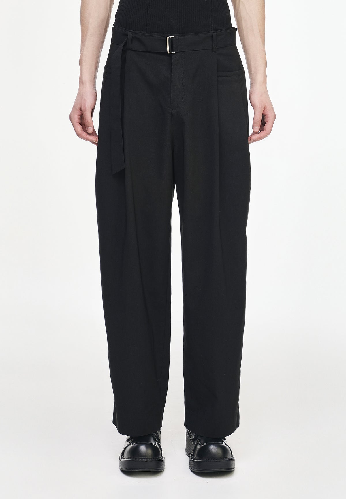 LEVEL VOLUME STRAIGHT PANTS