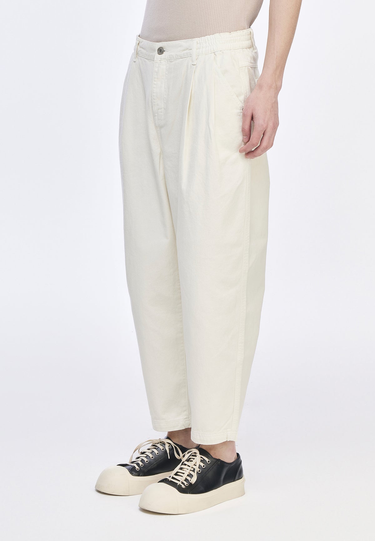 CURVED VOLUME CARROT DENIM