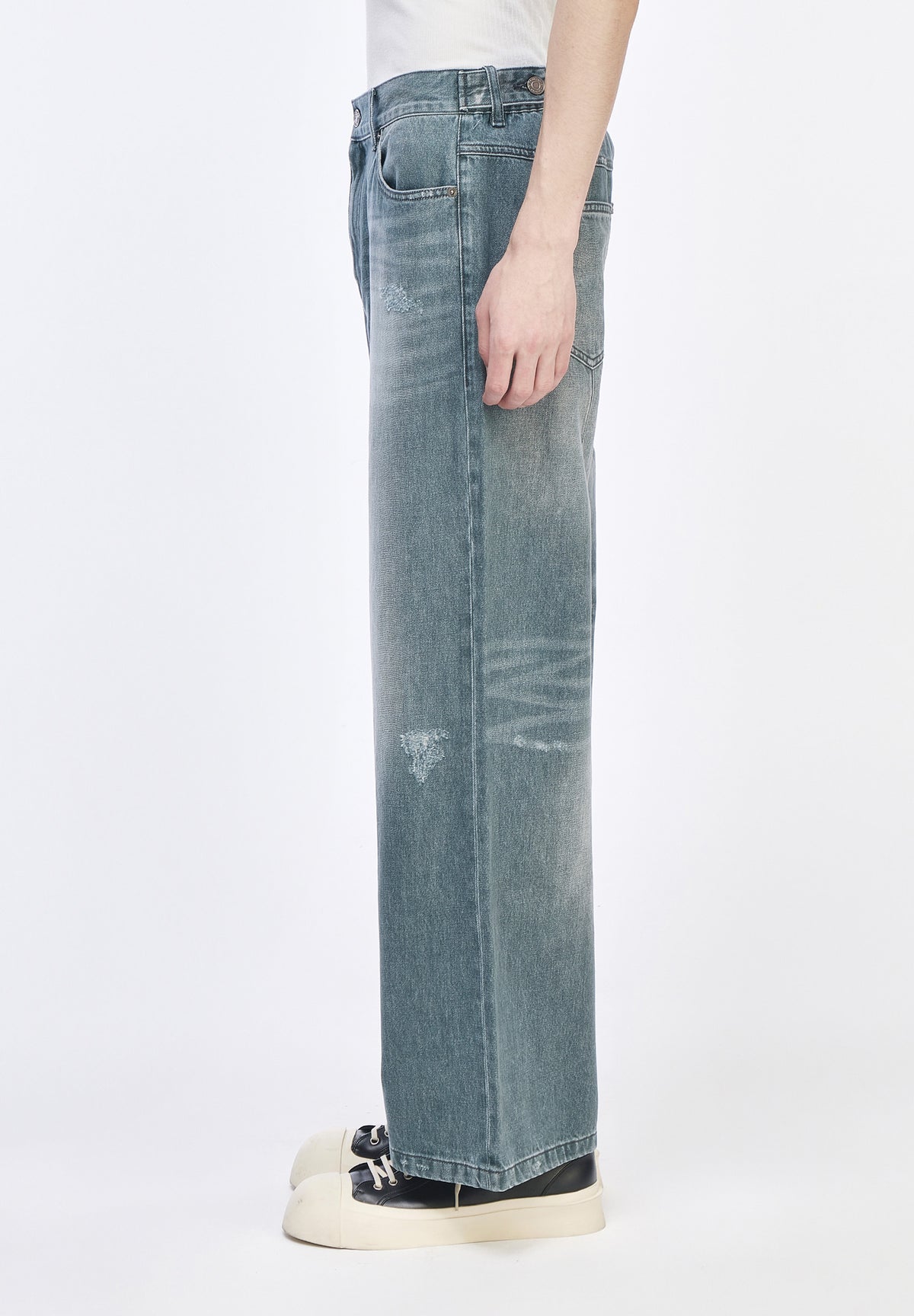 STONE WASHED FLARE DENIM