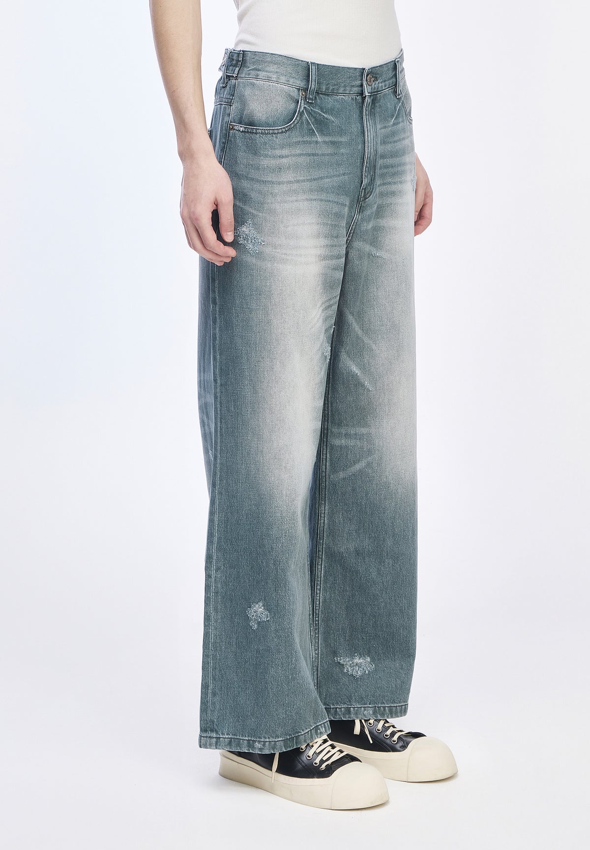 STONE WASHED FLARE DENIM