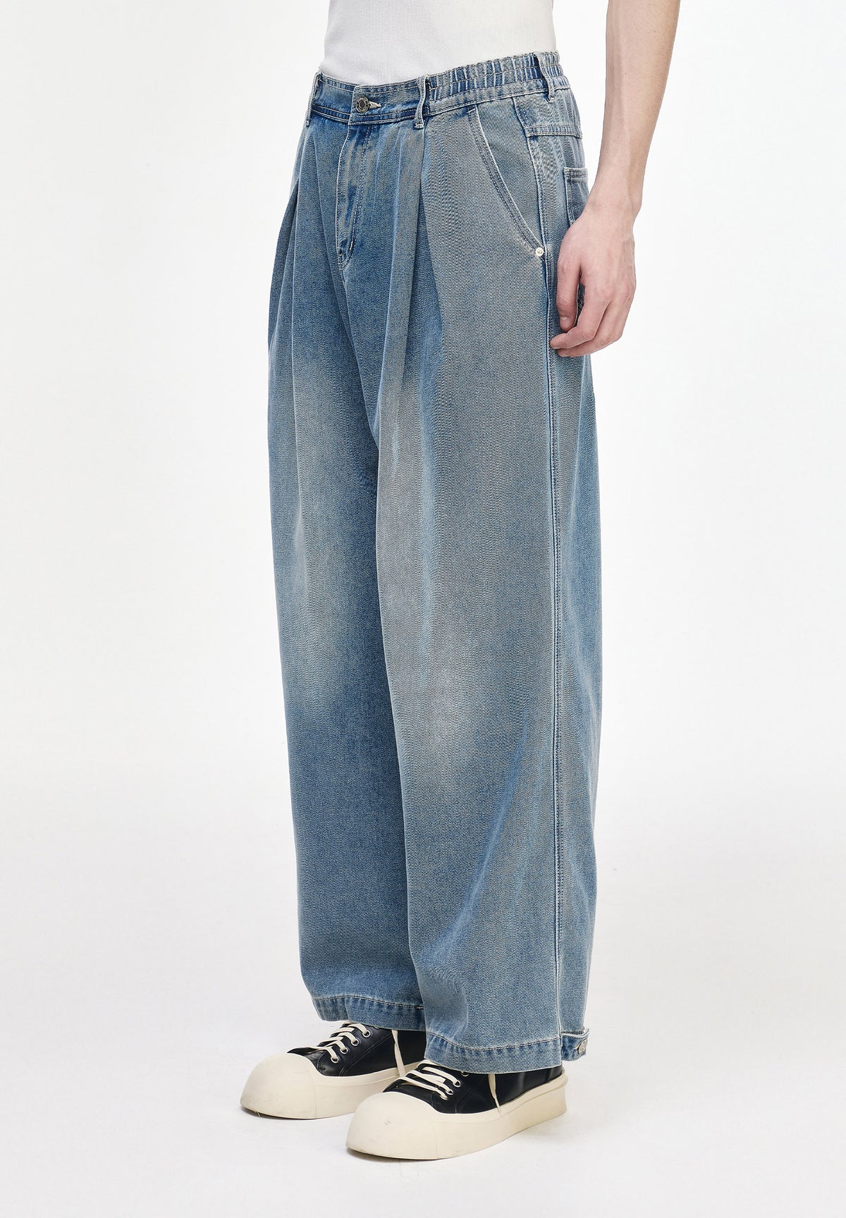 CROSS TUCK WIDE DENIM