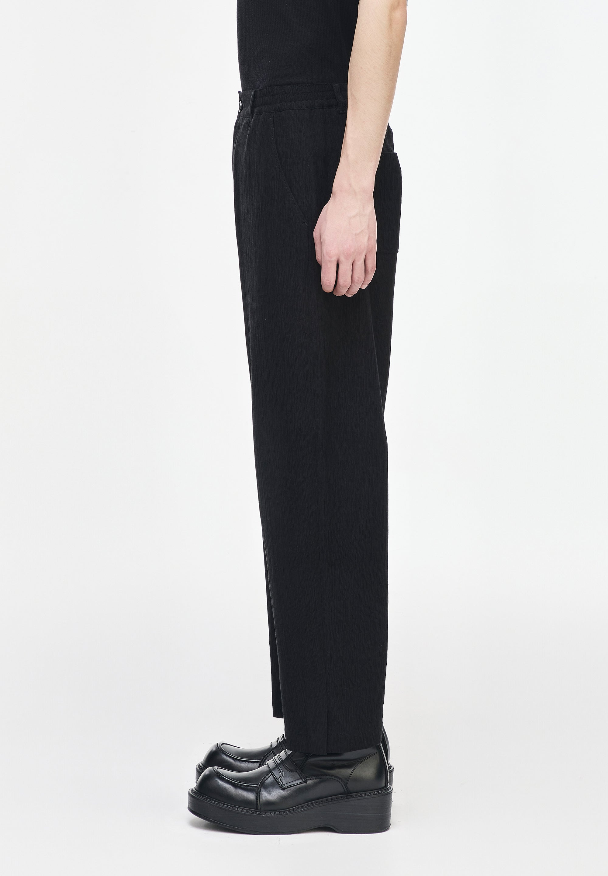 PLEATS VOLUME PANTS