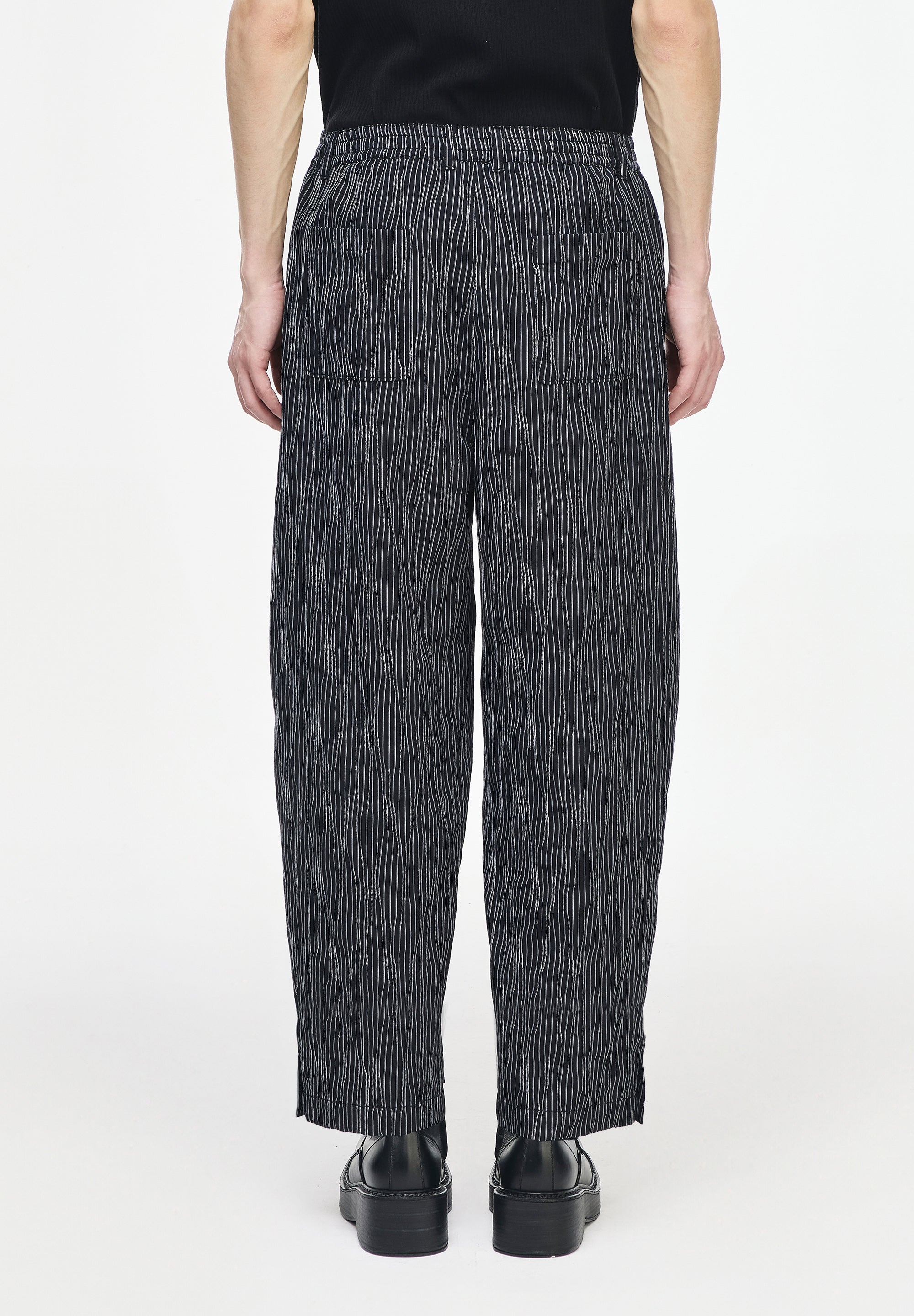 STRIPE PLEATS VOLUME PANTS