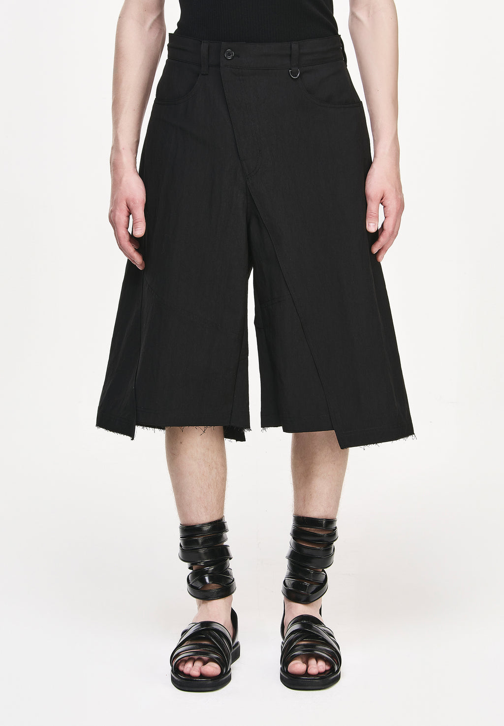 BIASCAST SHORTS