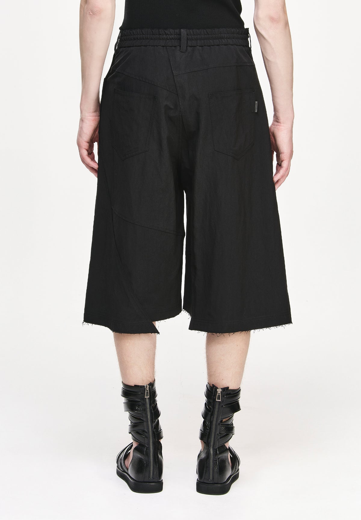 BIASCAST SHORTS