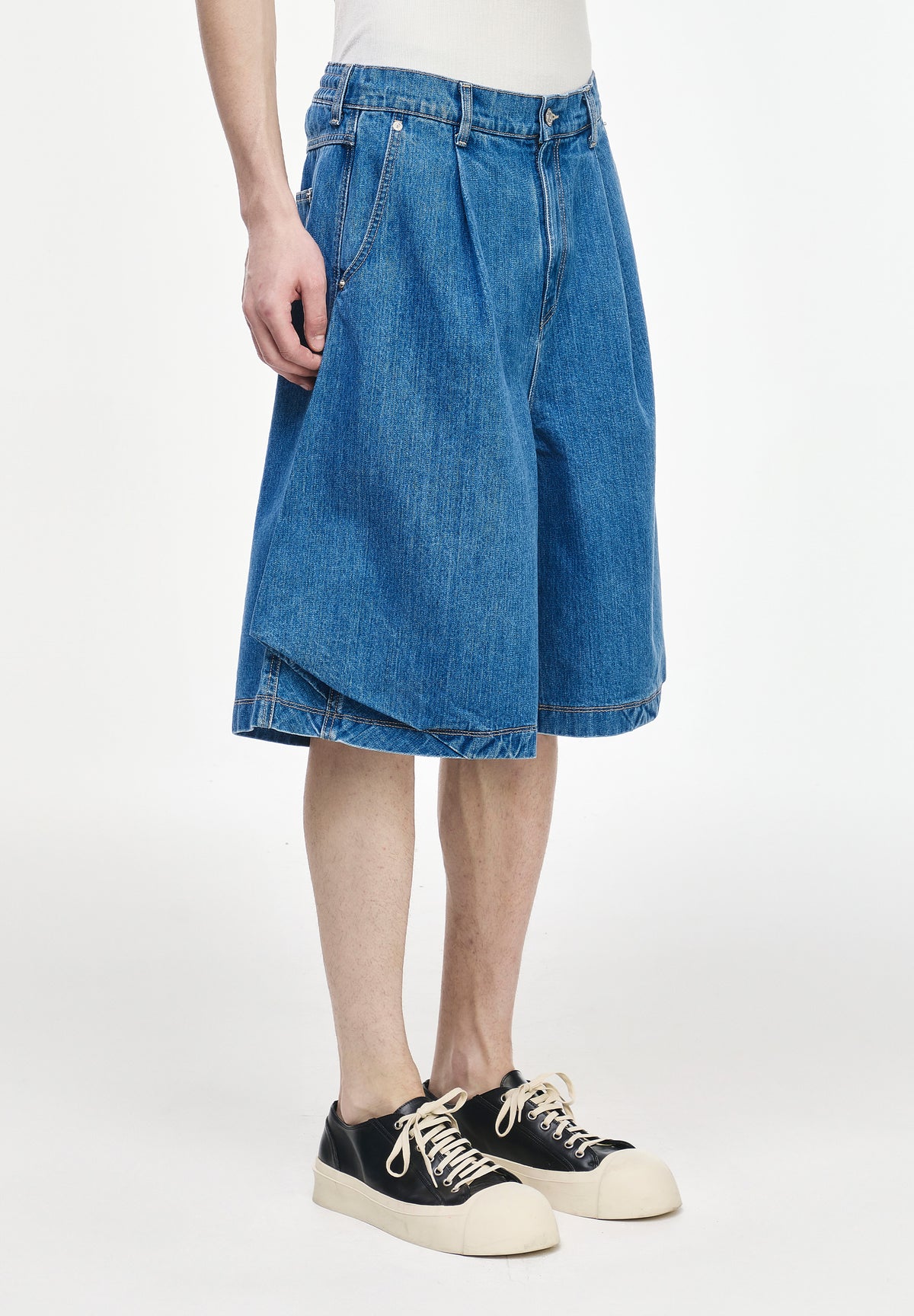 BIAS DRAPE SHORTS DENIM