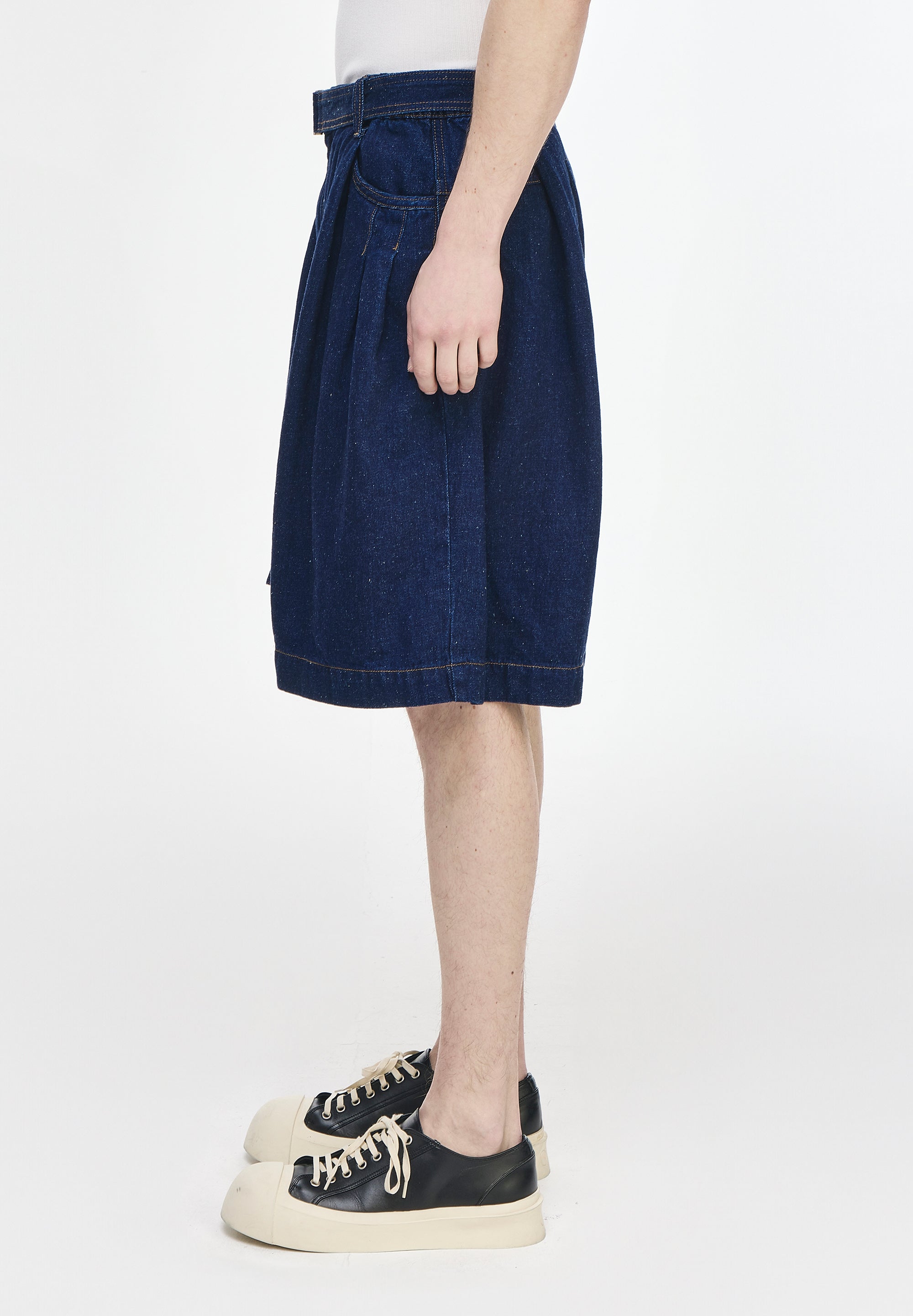 EDGEFOLD VOLUME DENIM SHORTS