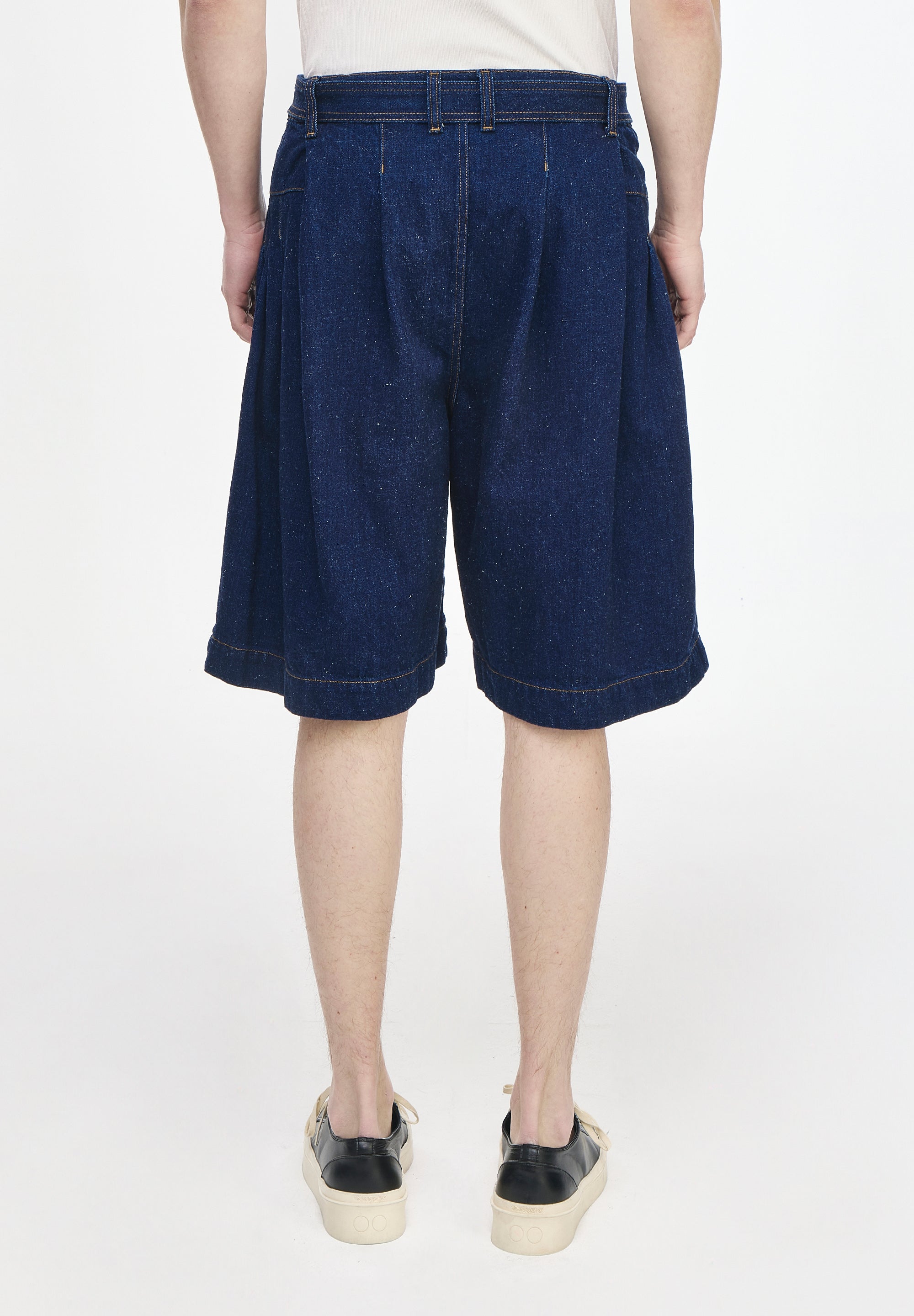 EDGEFOLD VOLUME DENIM SHORTS