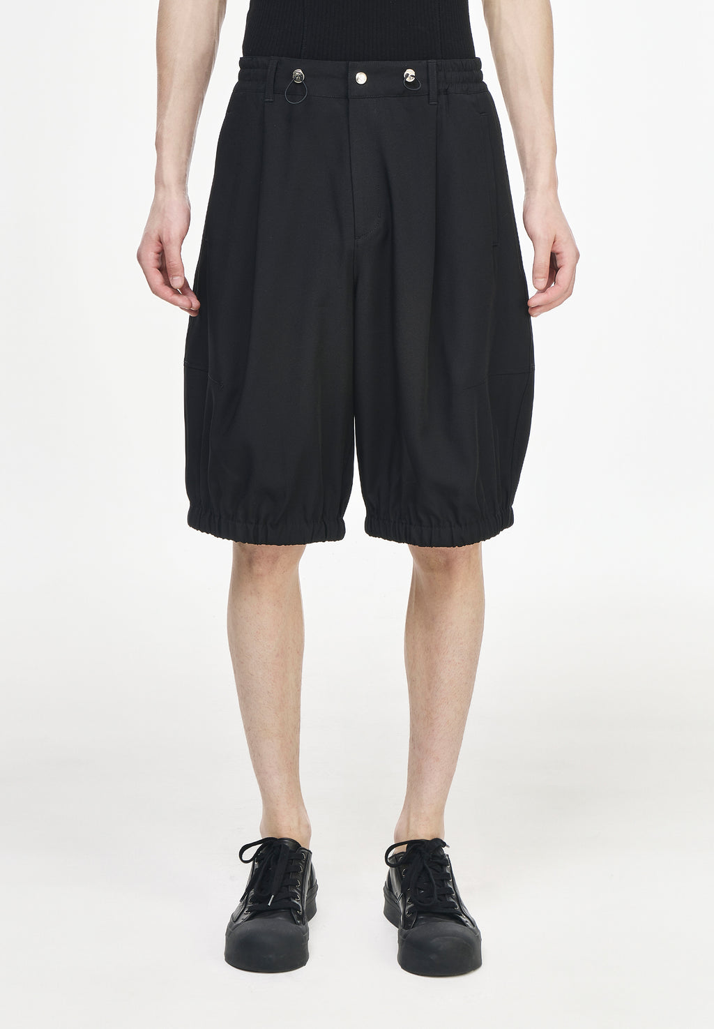 CURVED DART BERMUDA PANTS