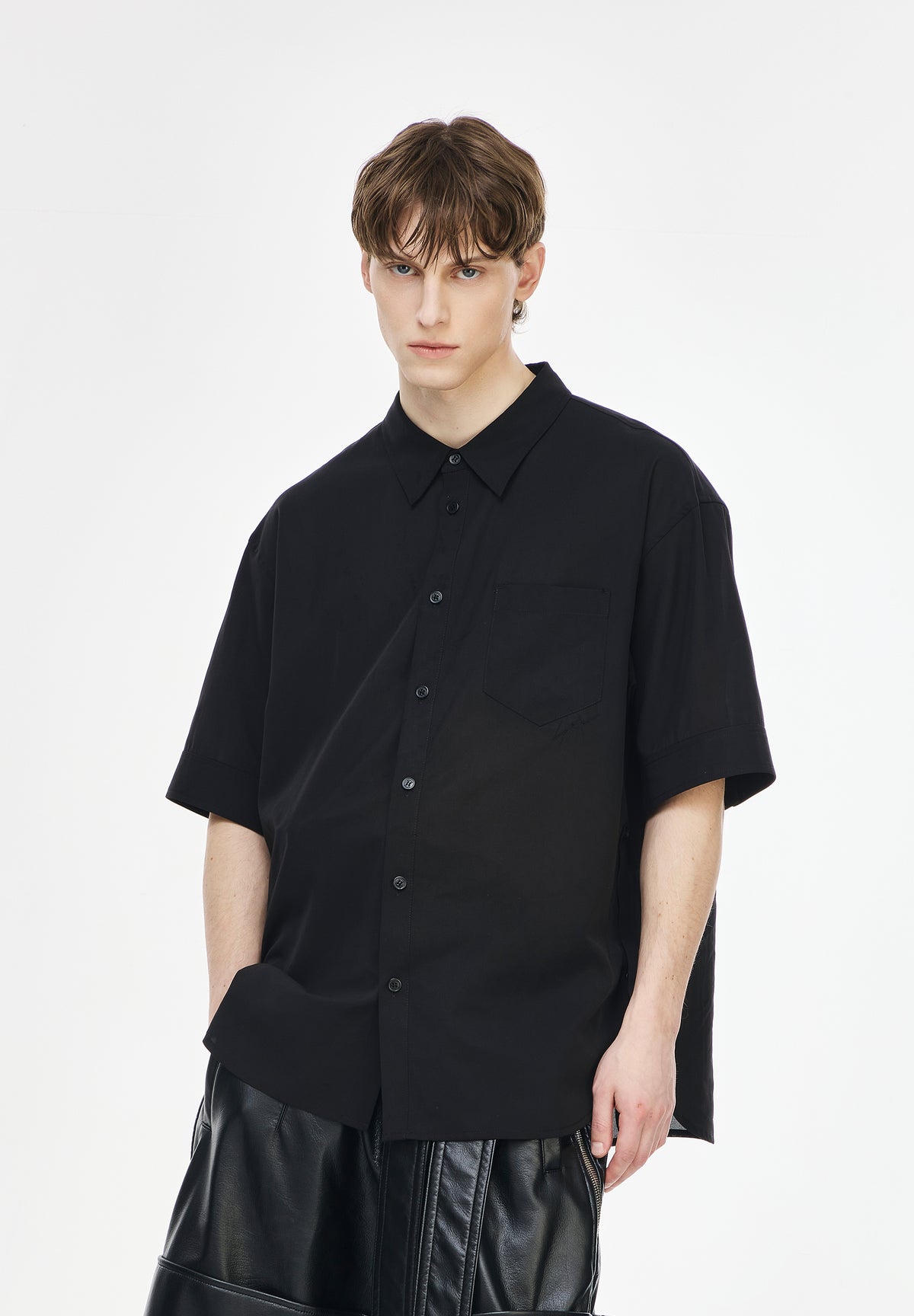 NIGHT MICKEY EMBROIDERED HALF SHIRT