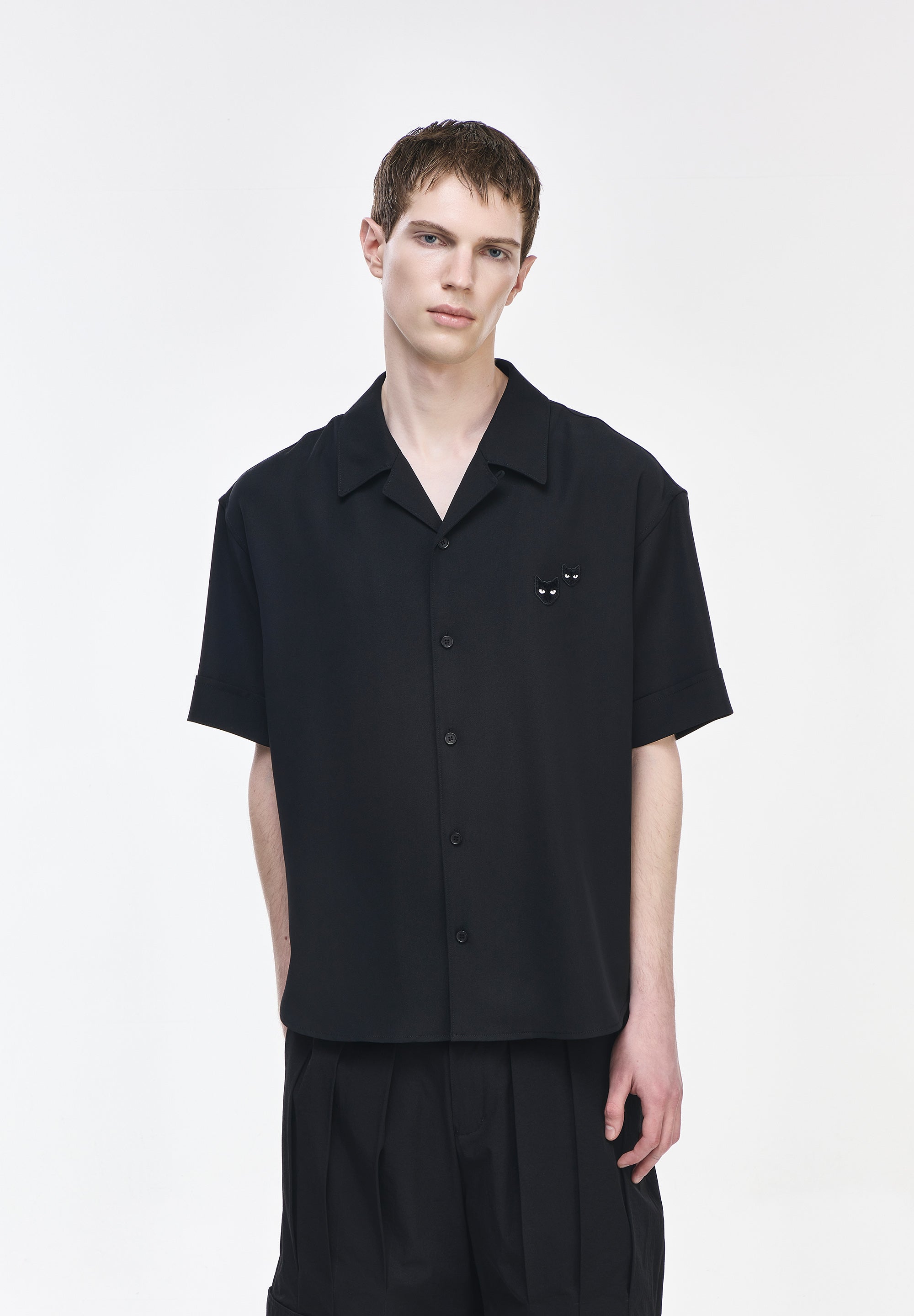 TWIN PANTHER OPEN COLLARED HALF SHIRT