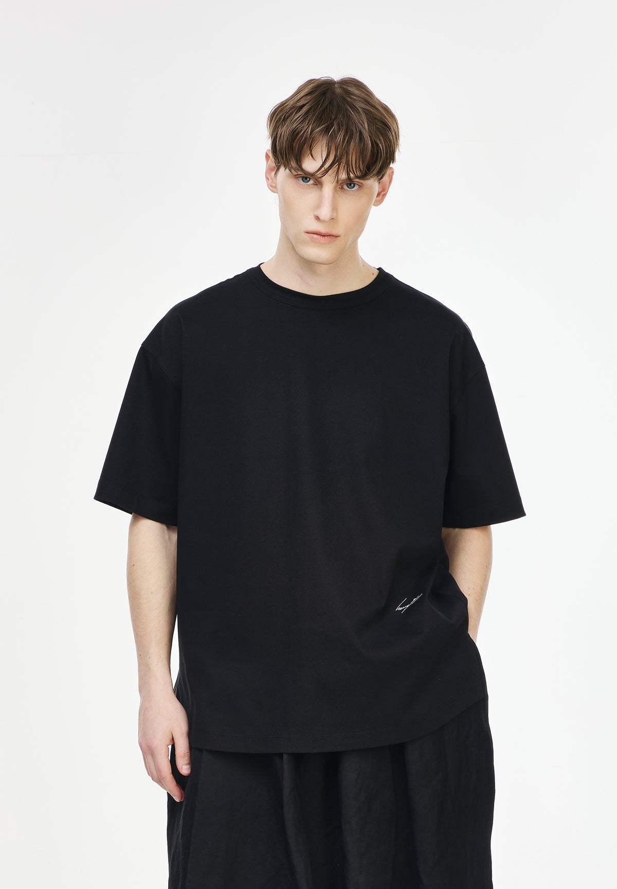 GHOST FLOWER EMBROIDERED T SHIRT