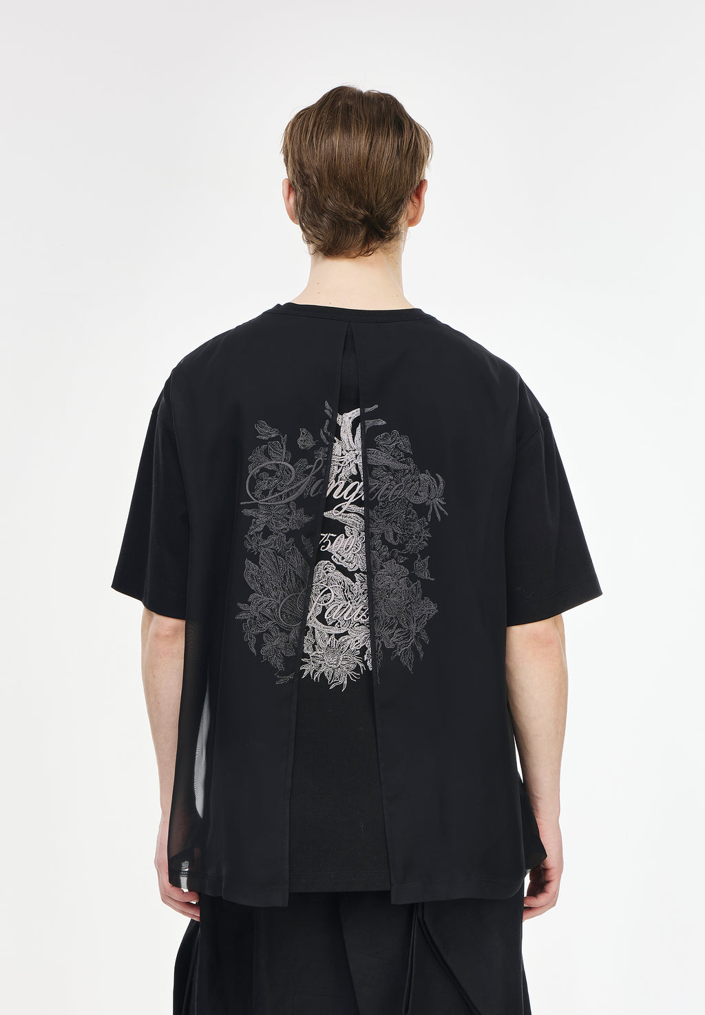GHOST FLOWER EMBROIDERED T SHIRT