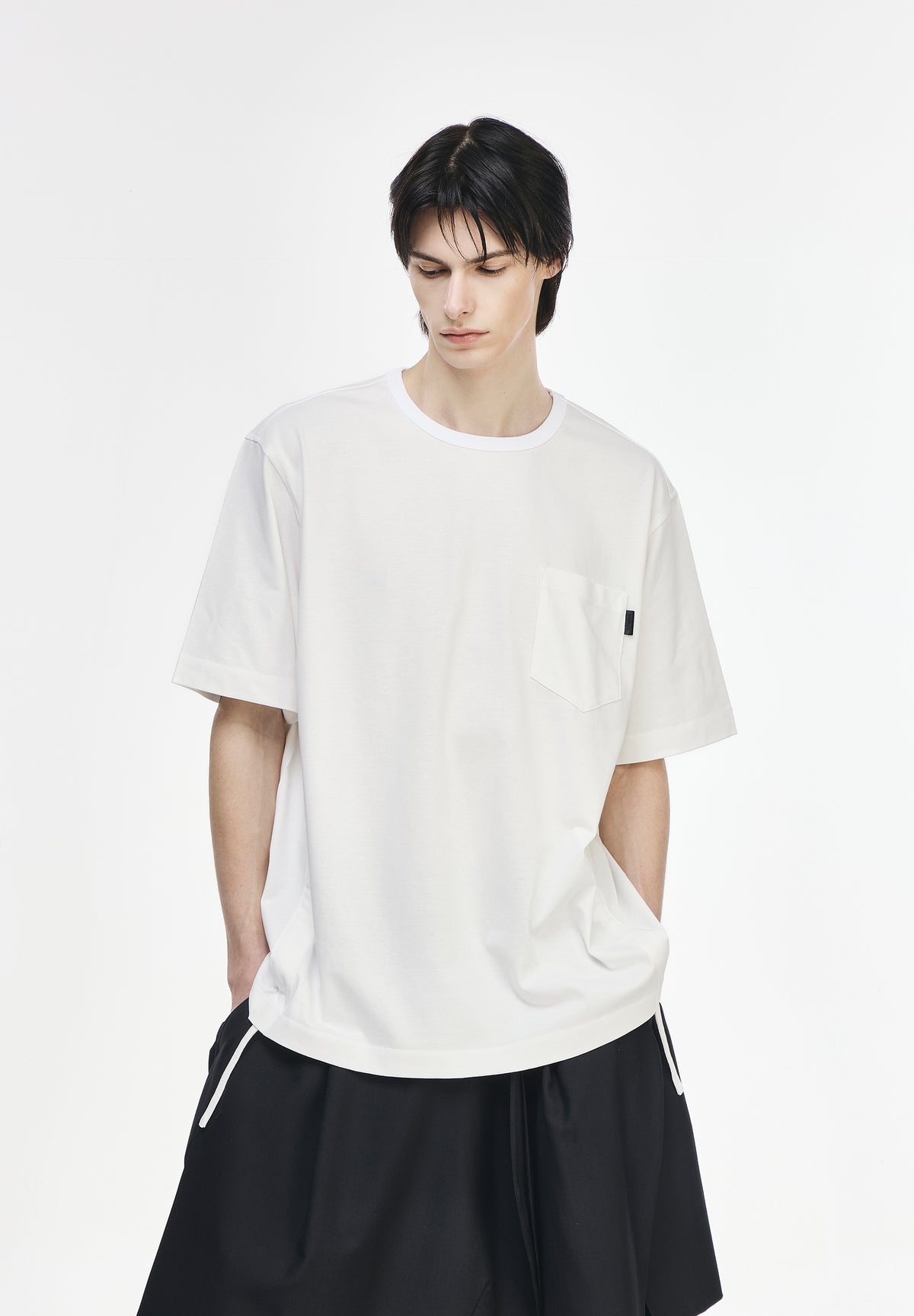 AUTOGRAPH T SHIRT