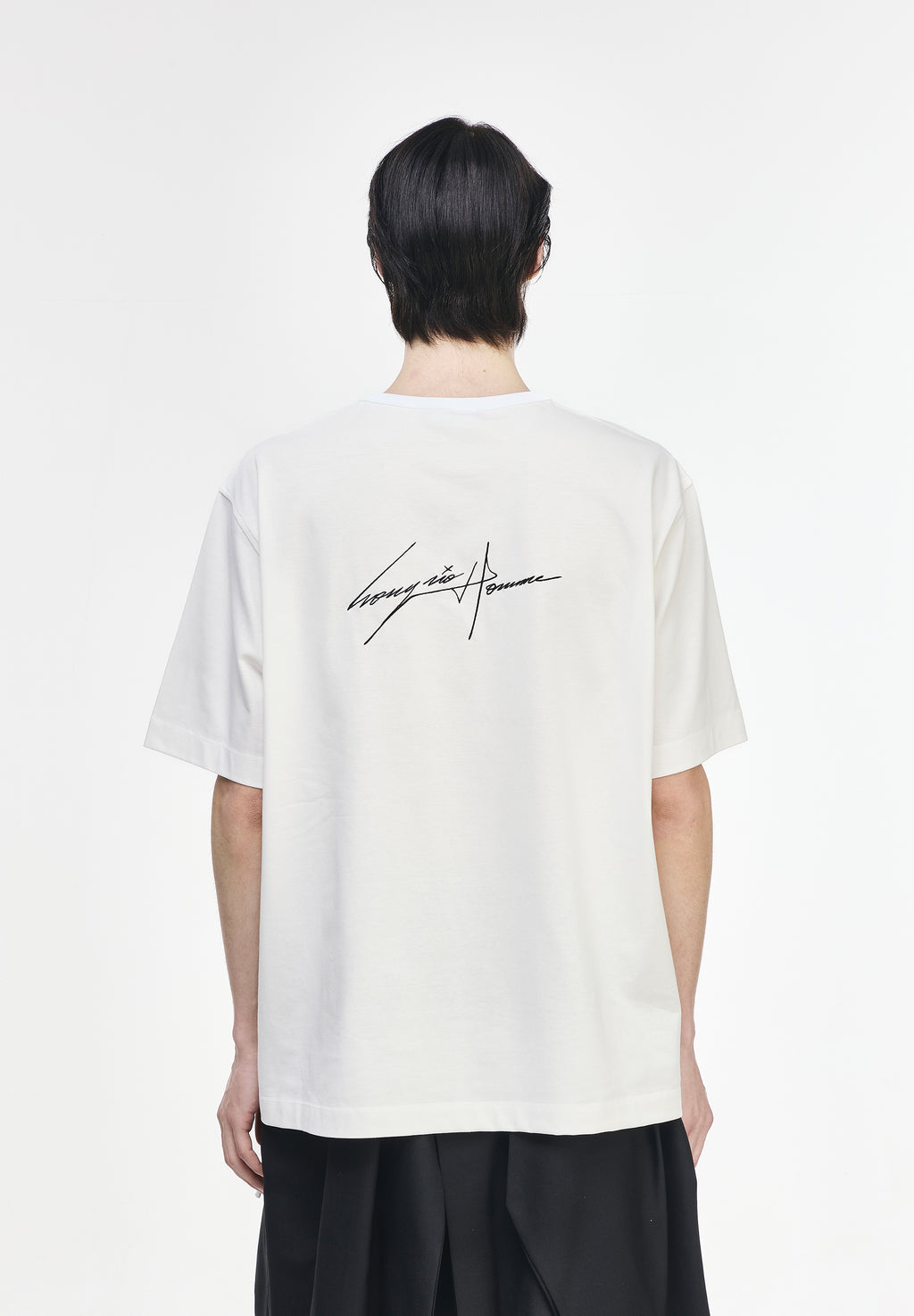 AUTOGRAPH T SHIRT