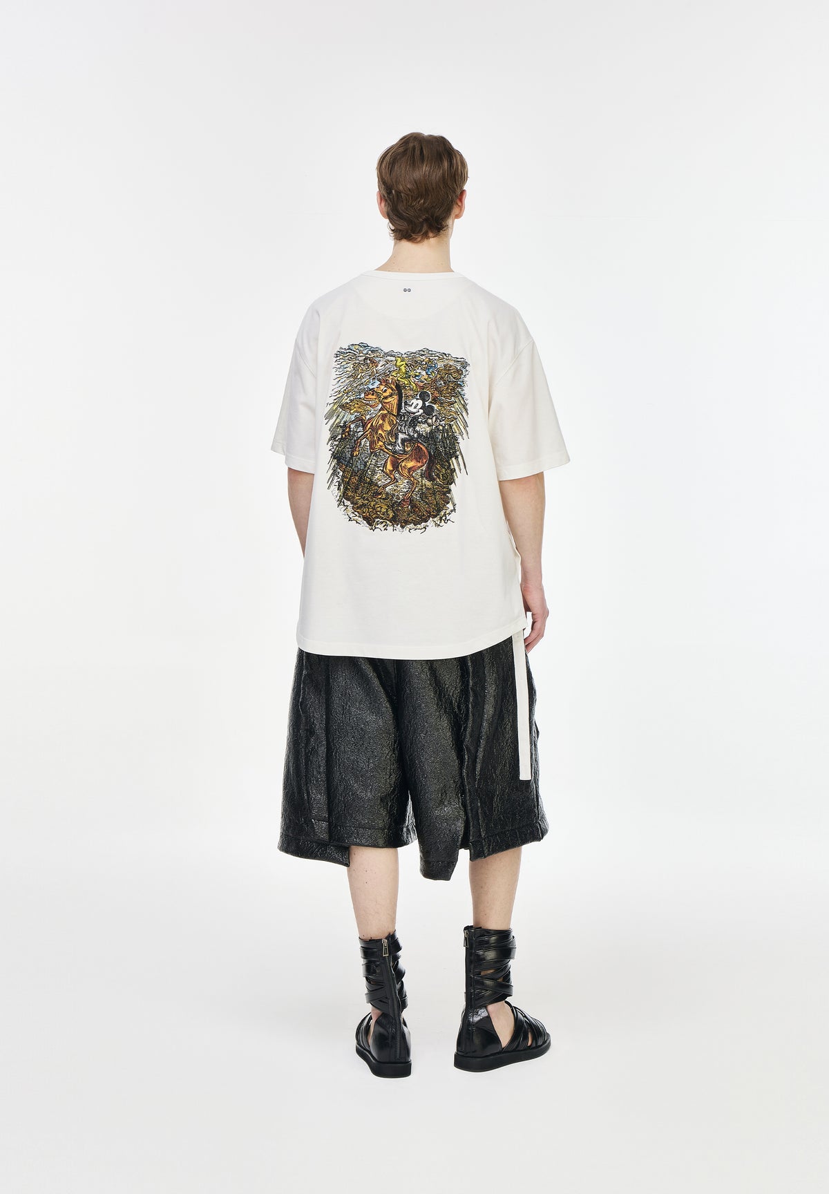 KNIGHT MICKEY EMBROIDERED T SHIRT