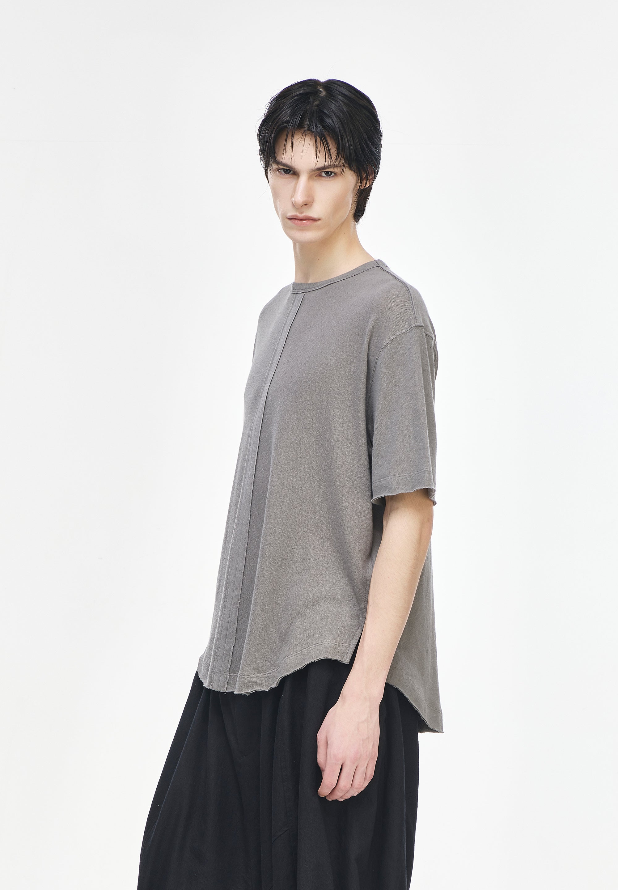 MONOLITH U NECK T SHIRT