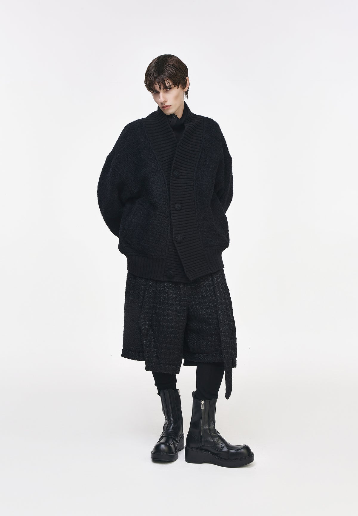 CONCAVE SHAWL JUMPER
