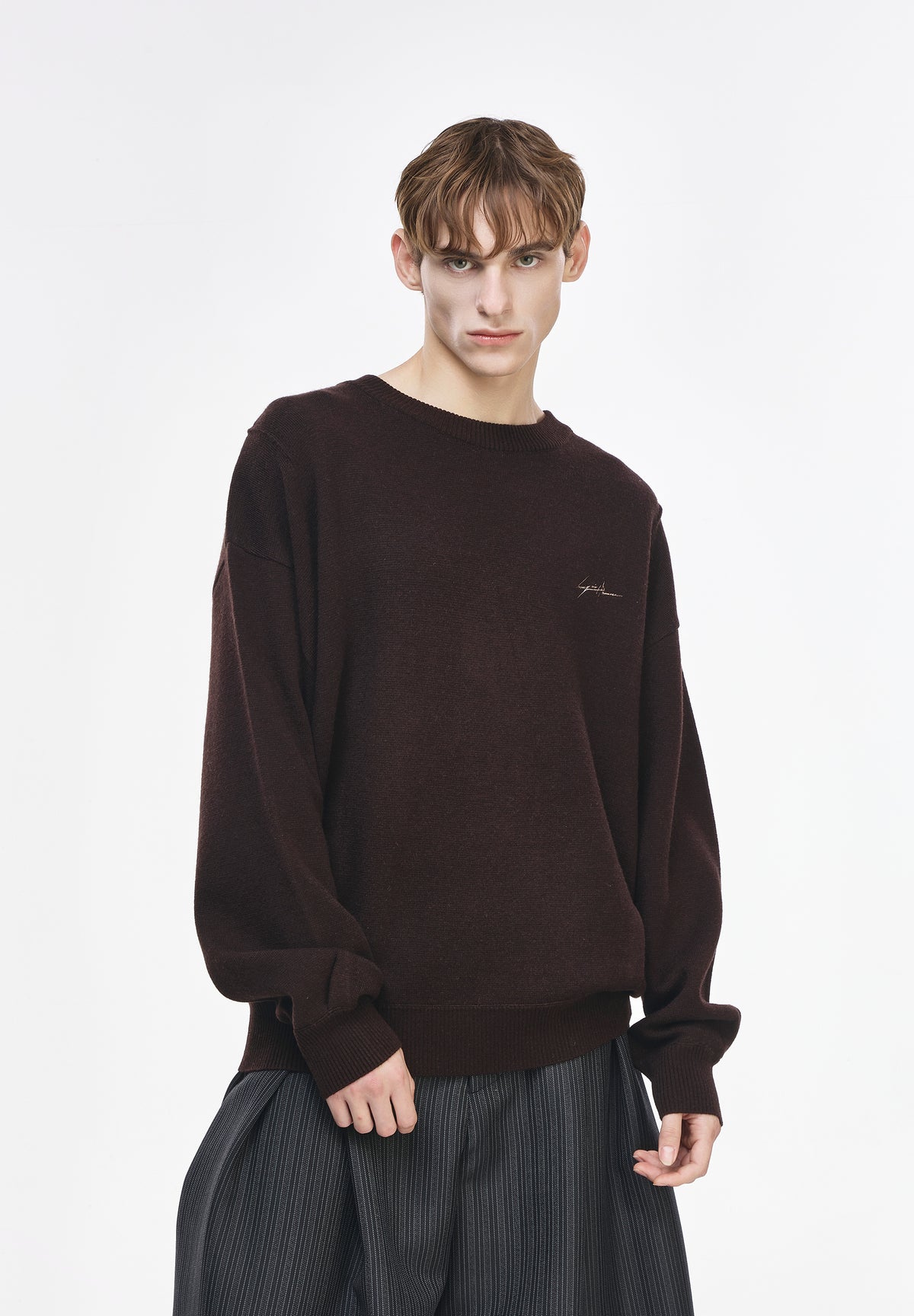 MINHWA FRIENDS ROUND NECK KNIT