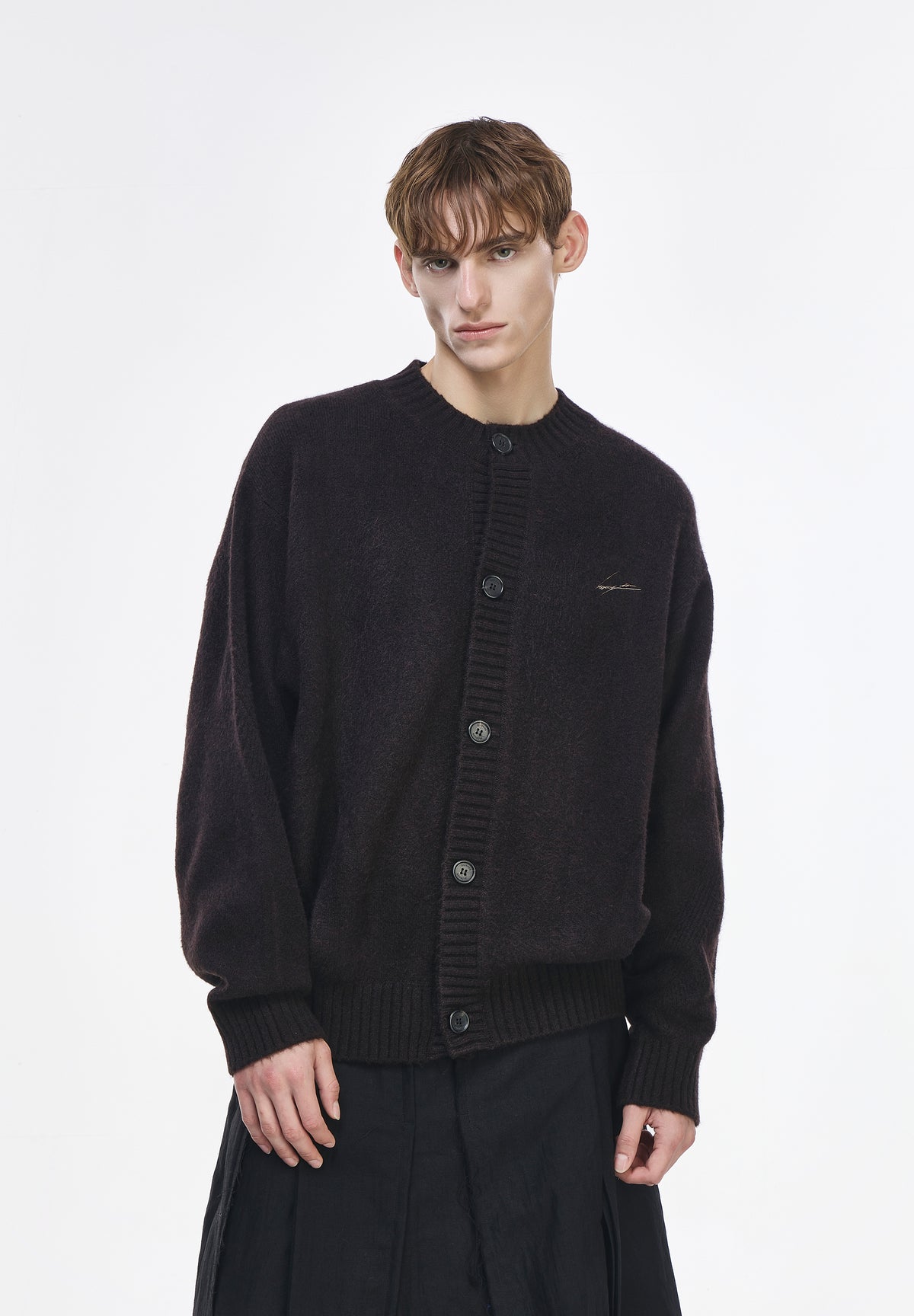 CHARIOT ROUND NECK CARDIGAN