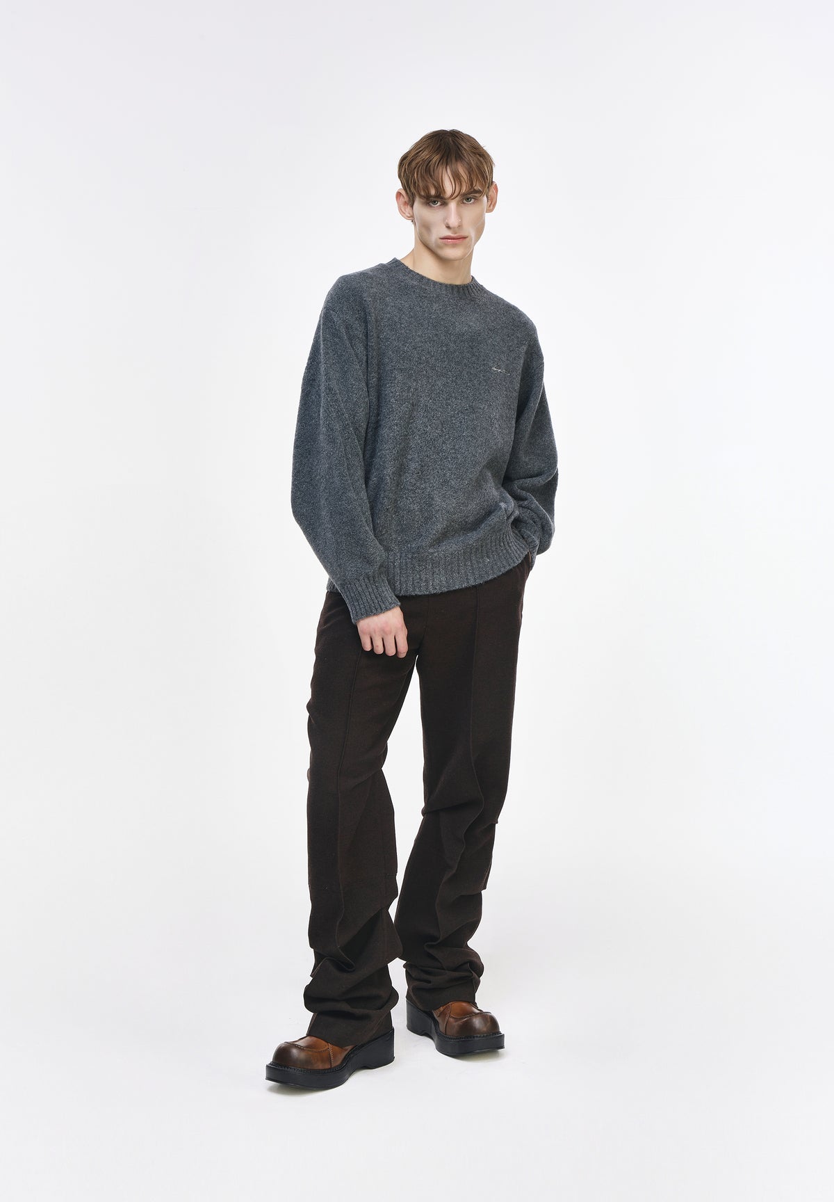 CHARIOT ROUND NECK KNIT