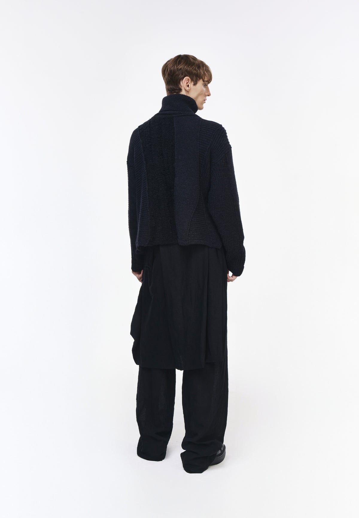 CASCADE TURTLE NECK KNIT