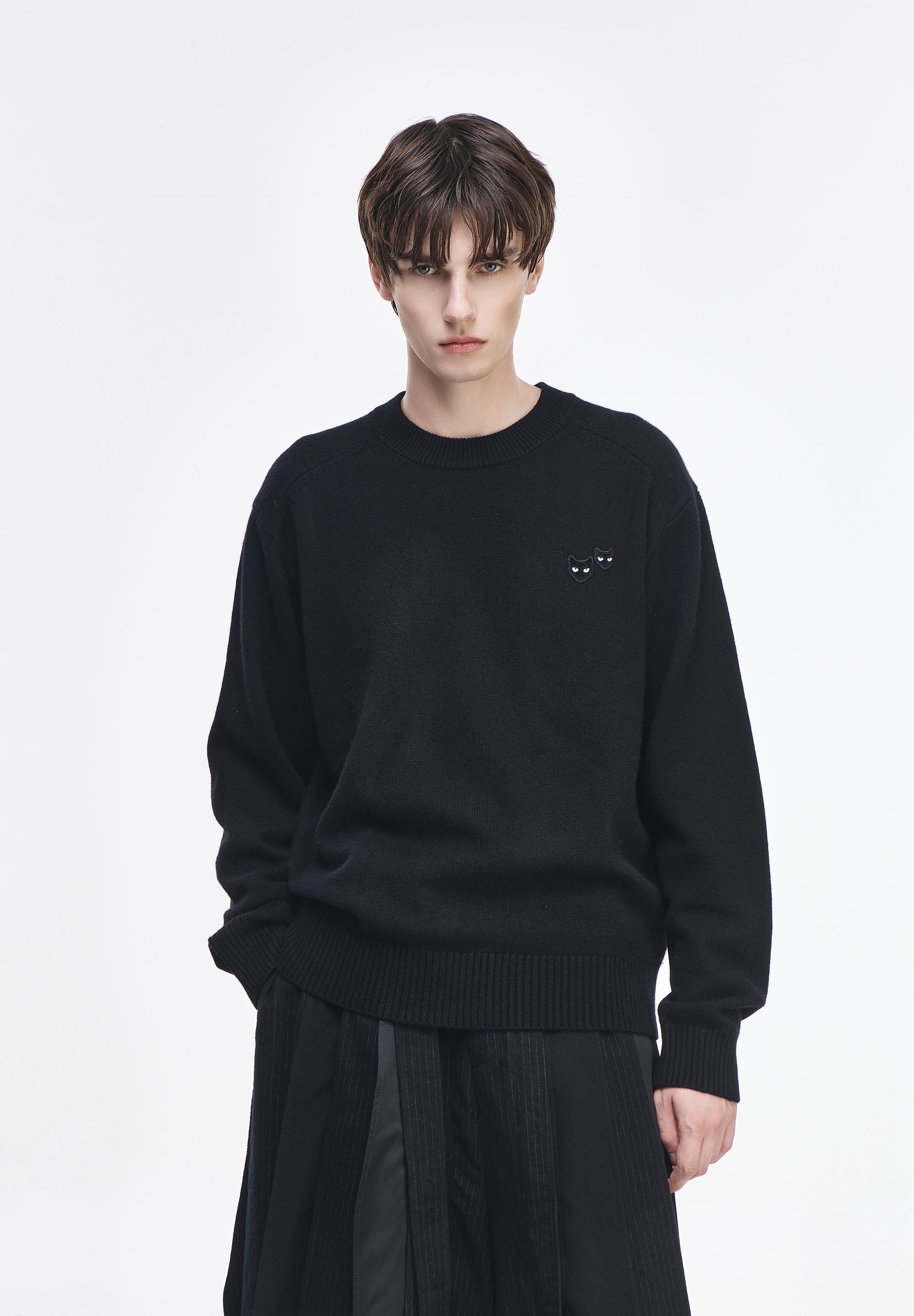 CASHMERE BLEND ROUND NECK KNIT