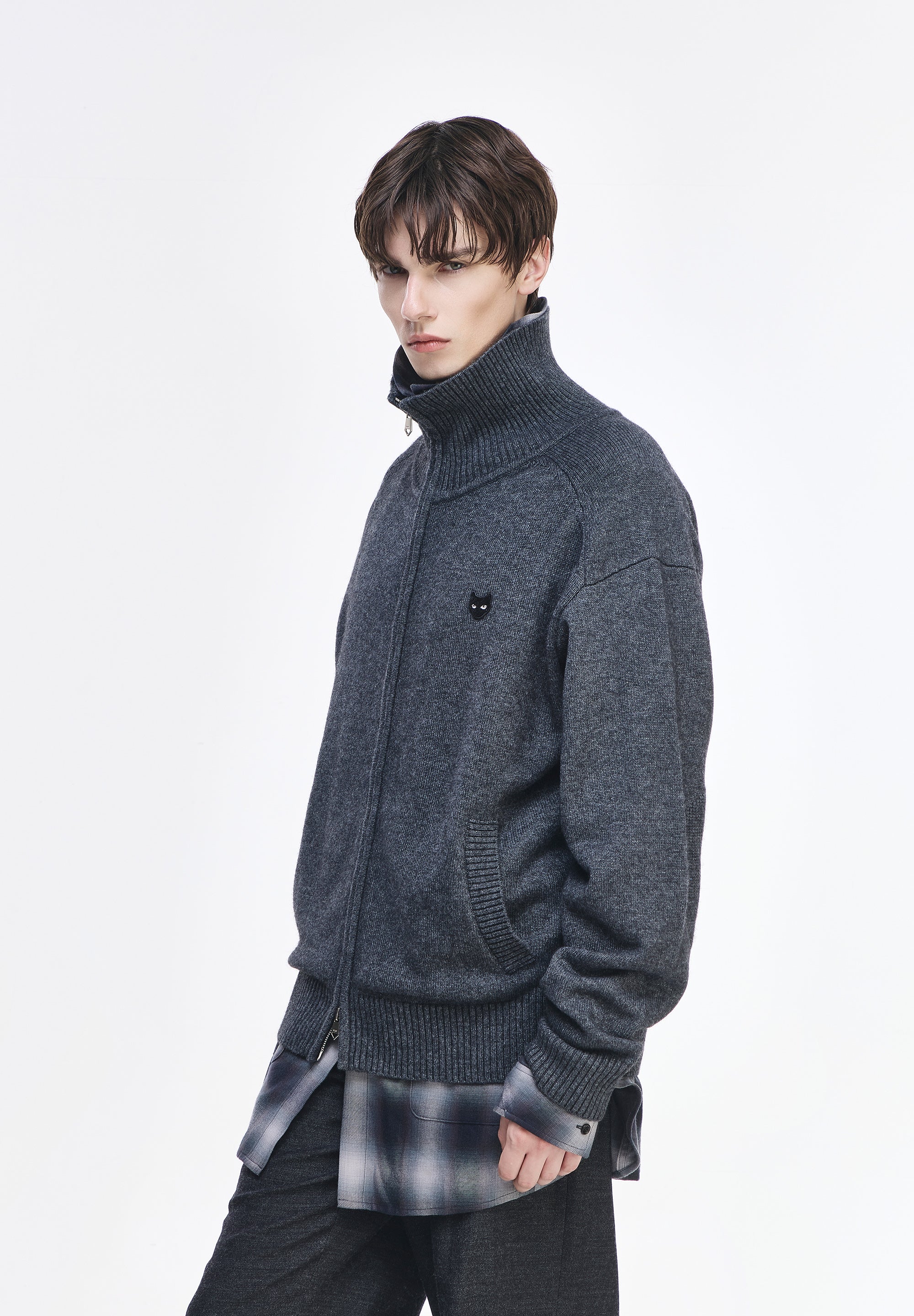 CASHMERE BLEND HIGH NECK ZIP UP