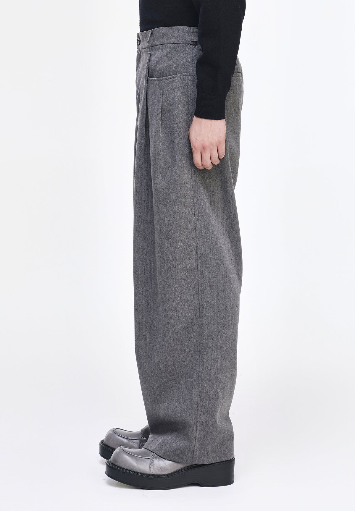 LEVEL VOLUME STRAIGHT PANTS
