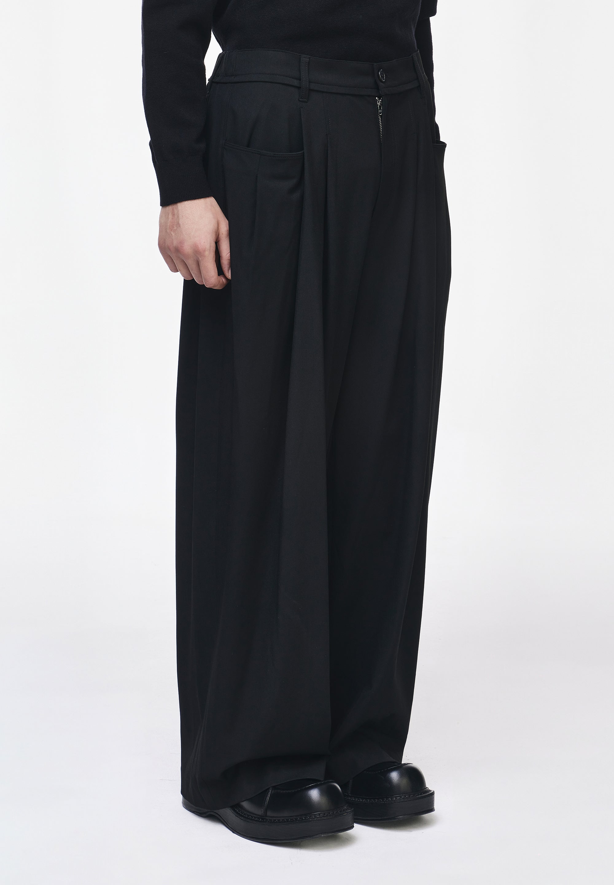 LEVEL VOLUME WIDE PANTS
