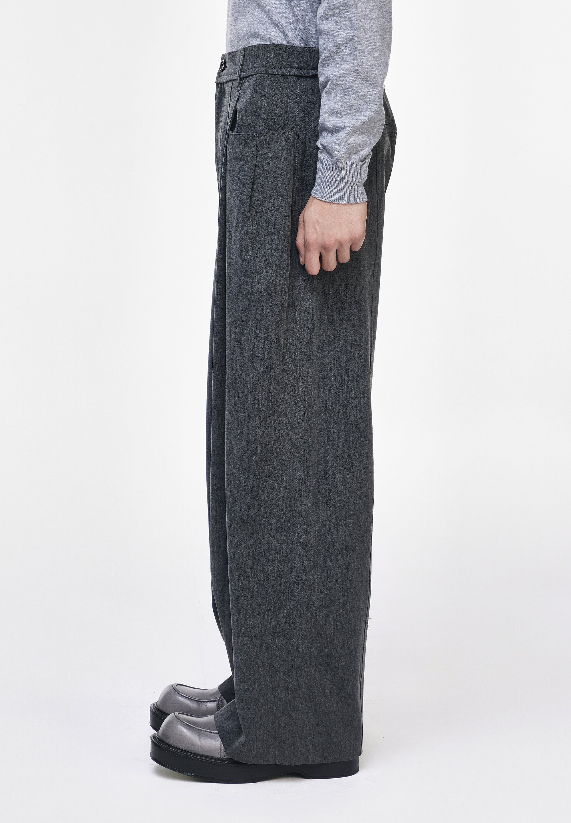 LEVEL VOLUME WIDE PANTS
