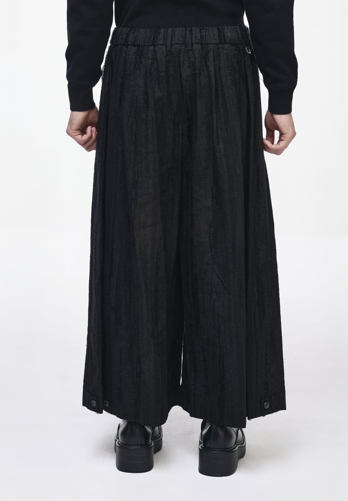 MULTI TUCK CROPPED WIDE PANTS