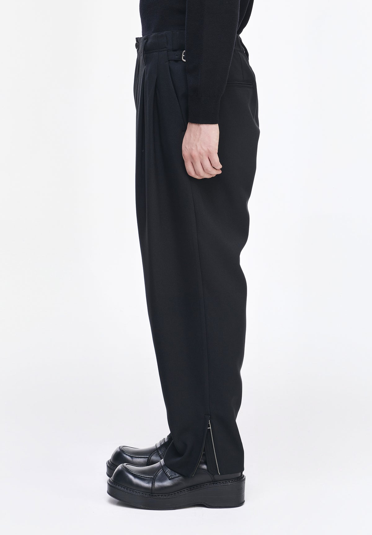 CONTOUR CARROT PANTS