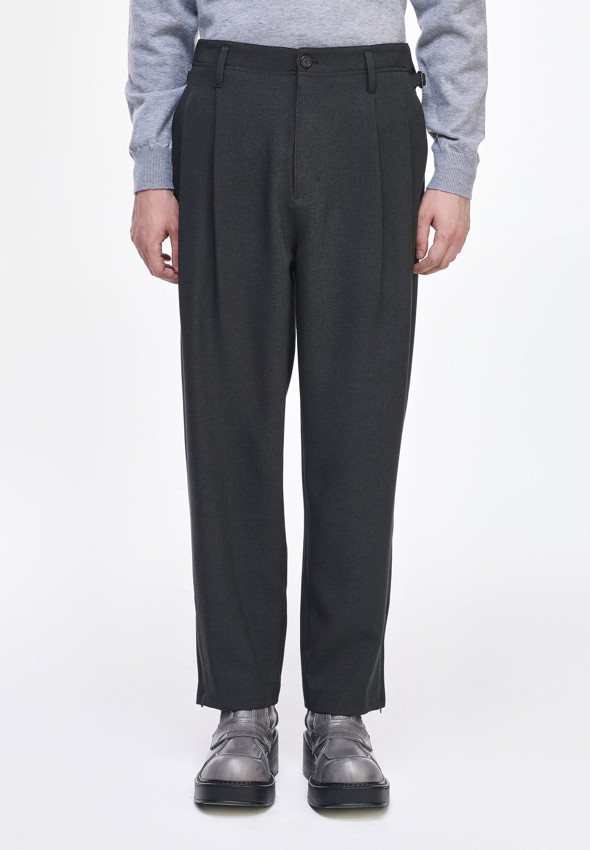 CONTOUR CARROT PANTS