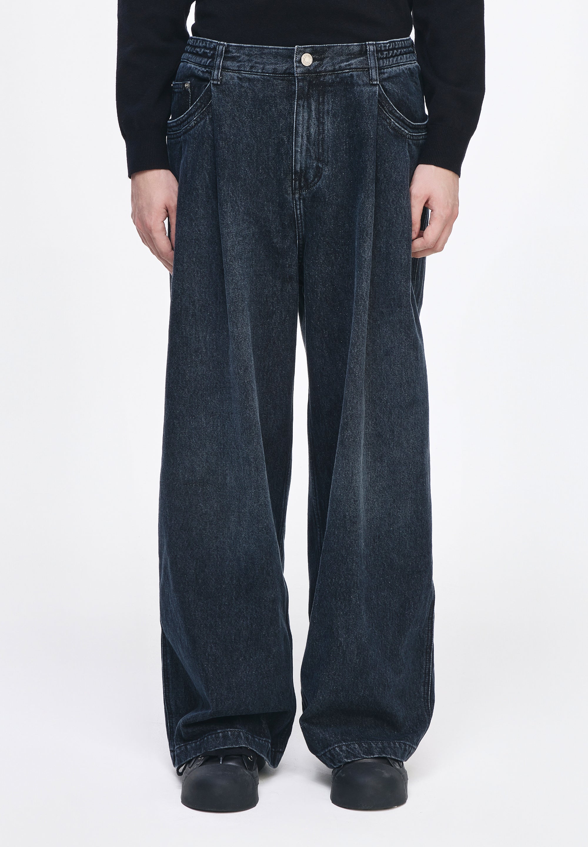 LEVEL VOLUME WIDE DENIM