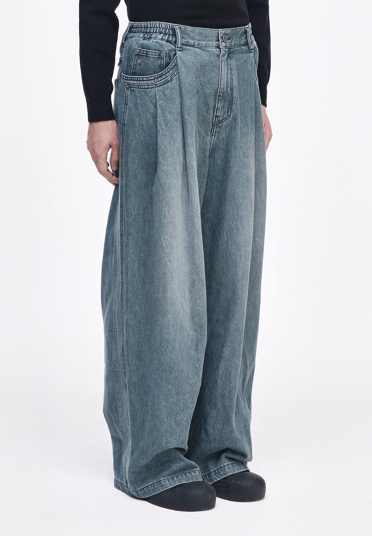 LEVEL VOLUME WIDE DENIM