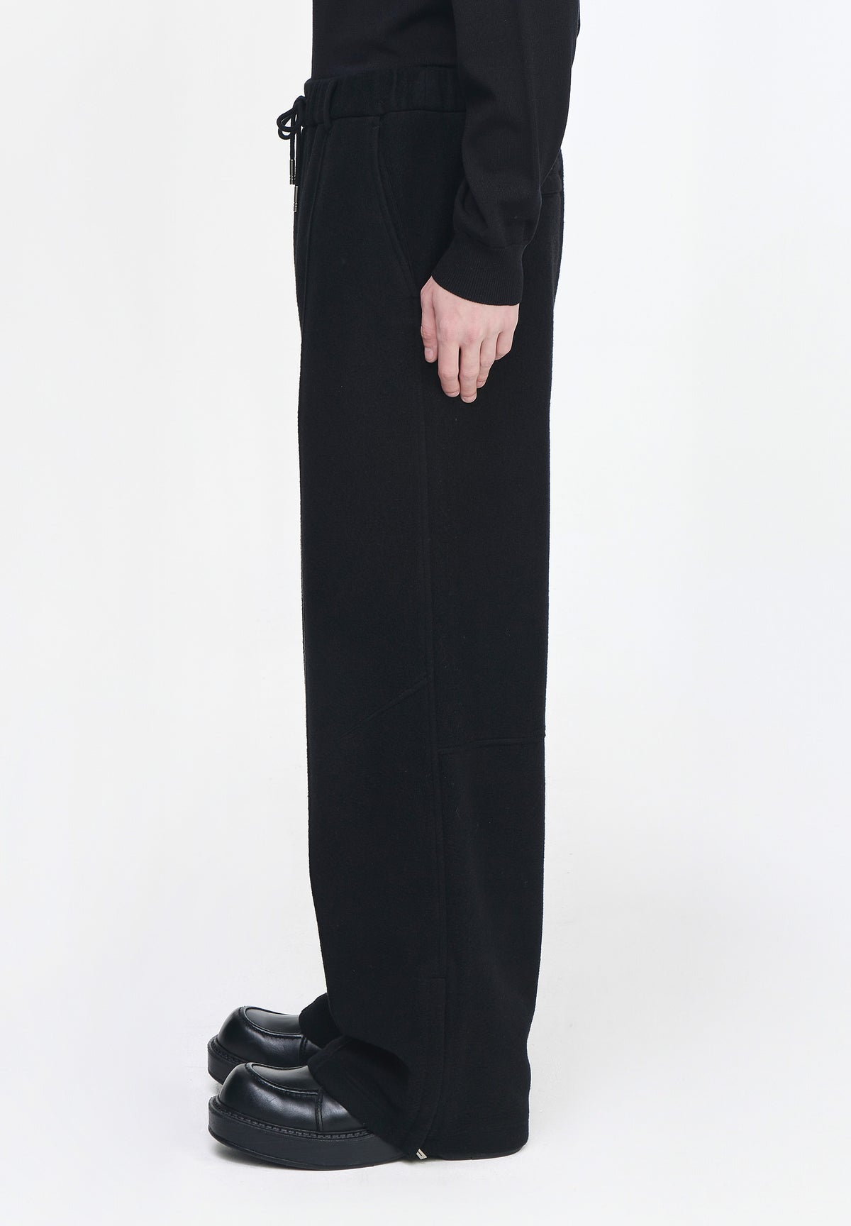 SEMI WIDE WOOL SWEATPANTS