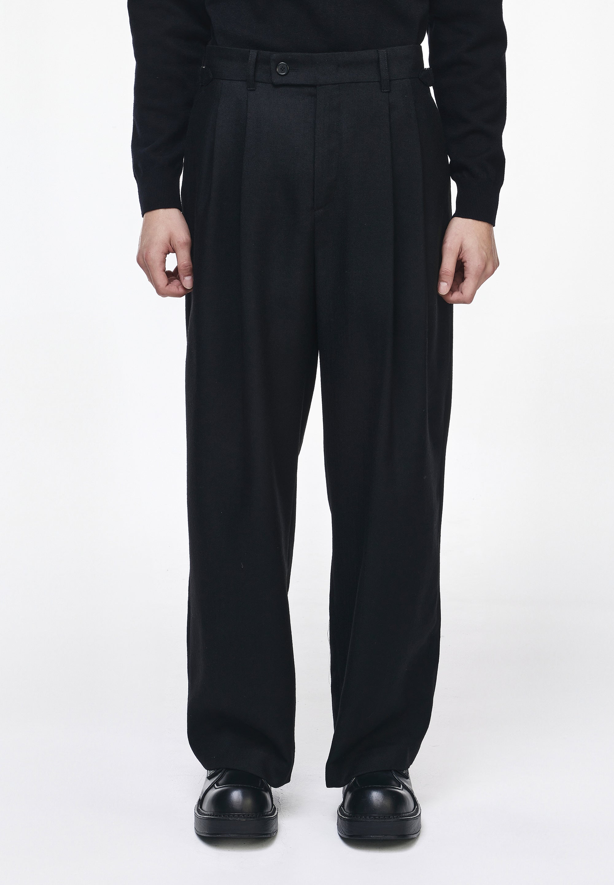 ARTISANAL TWO TUCK WIDE PANTS