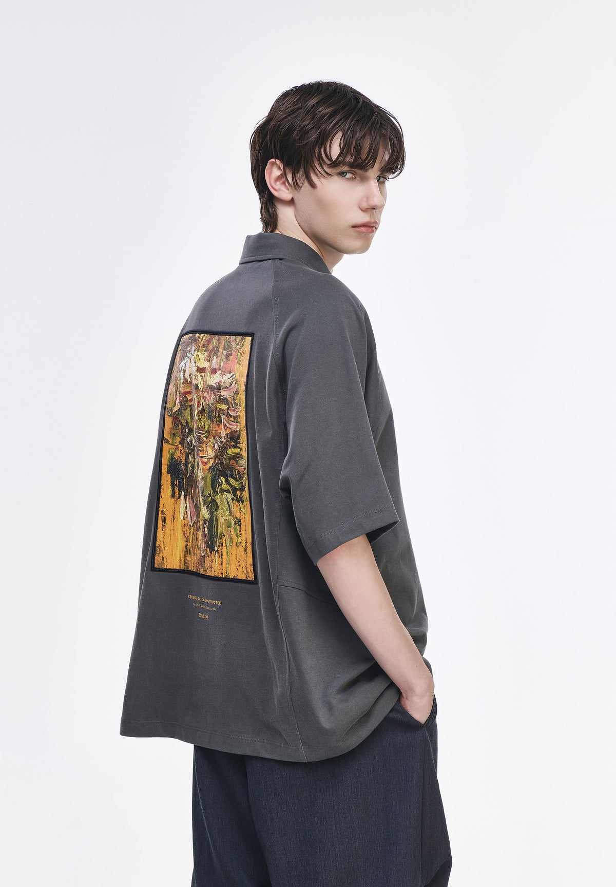 PAINTED COLLARED T SHIRT