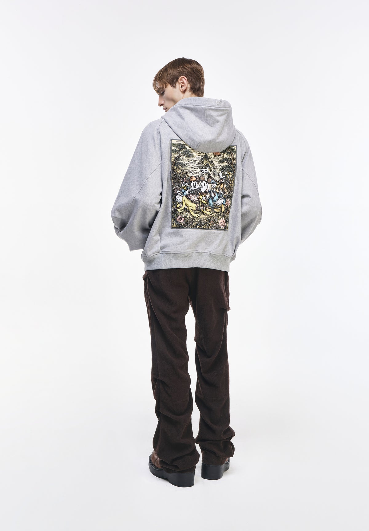 MINHWA FRIENDS HOOD ZIP UP