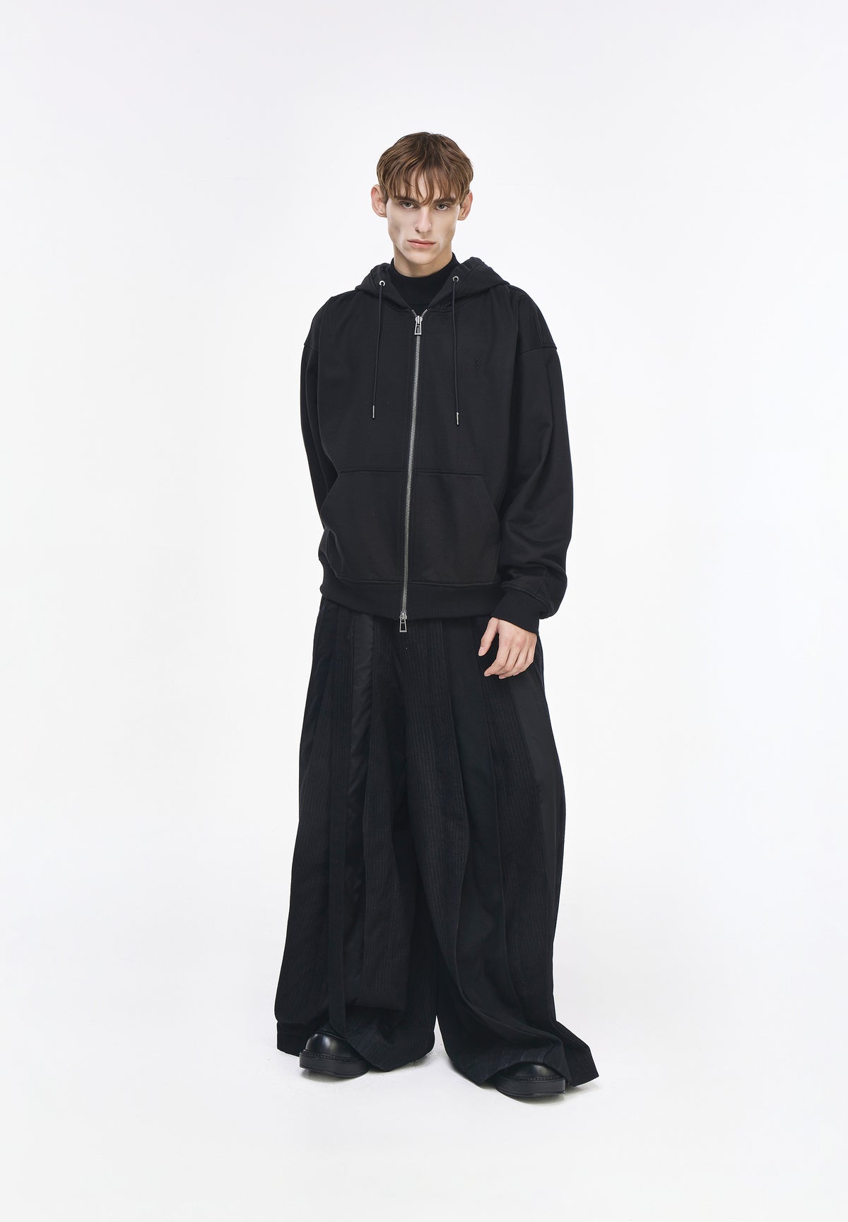 REVERIE DUMBO HOOD ZIP UP