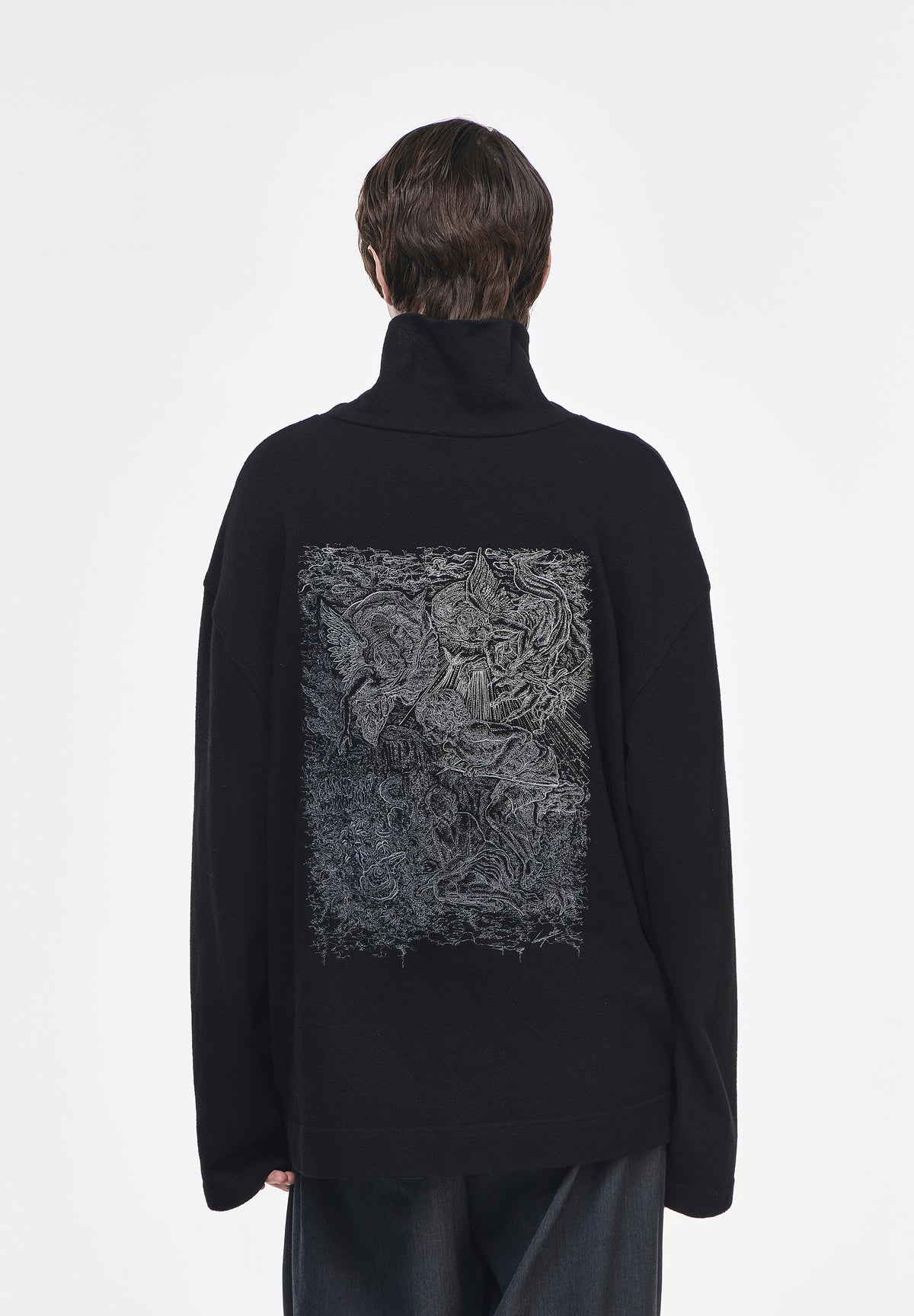 BENEDICTION EMBROIDERED HIGH NECK
